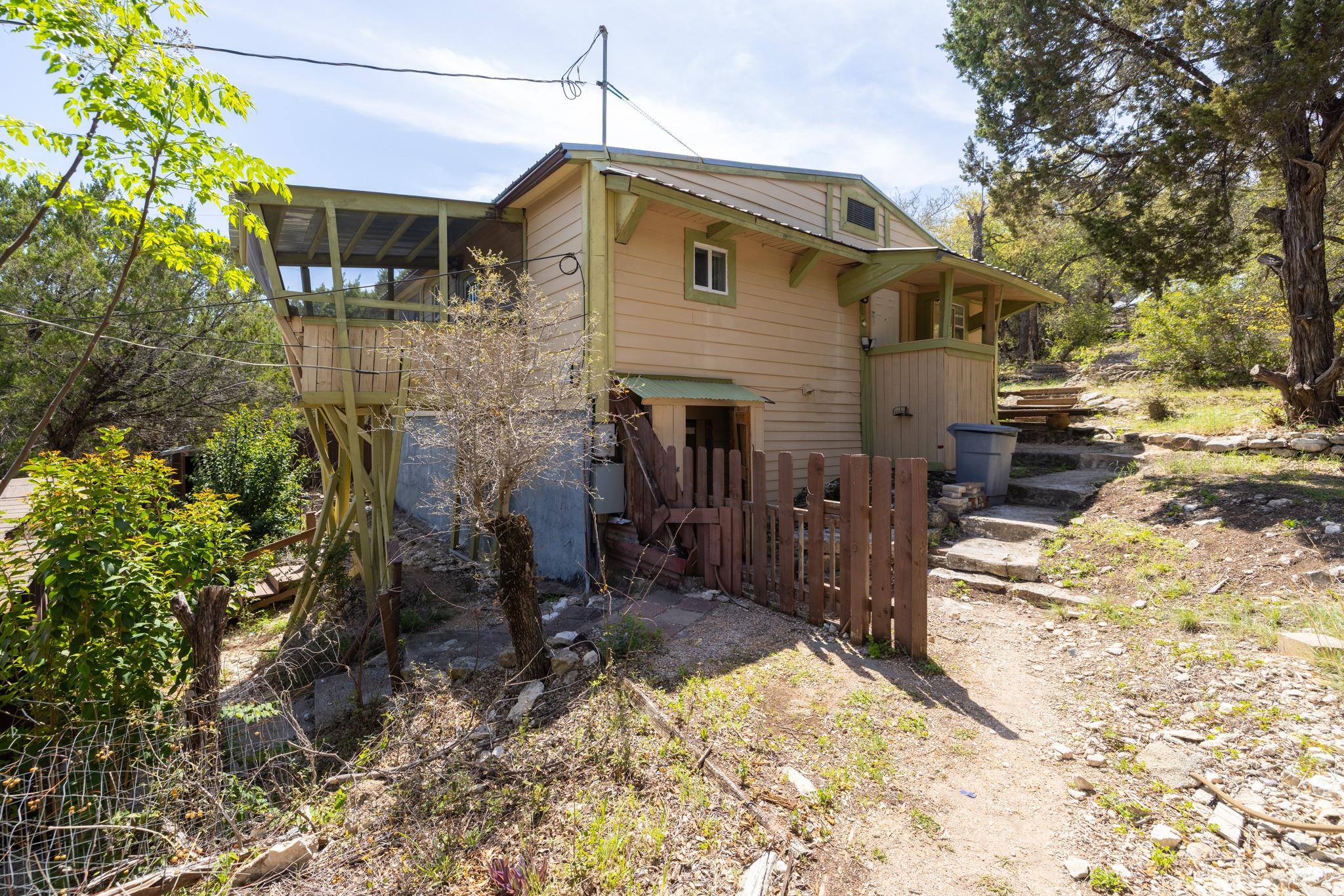 10600 Turkey Bend Dr, Jonestown, TX 78645