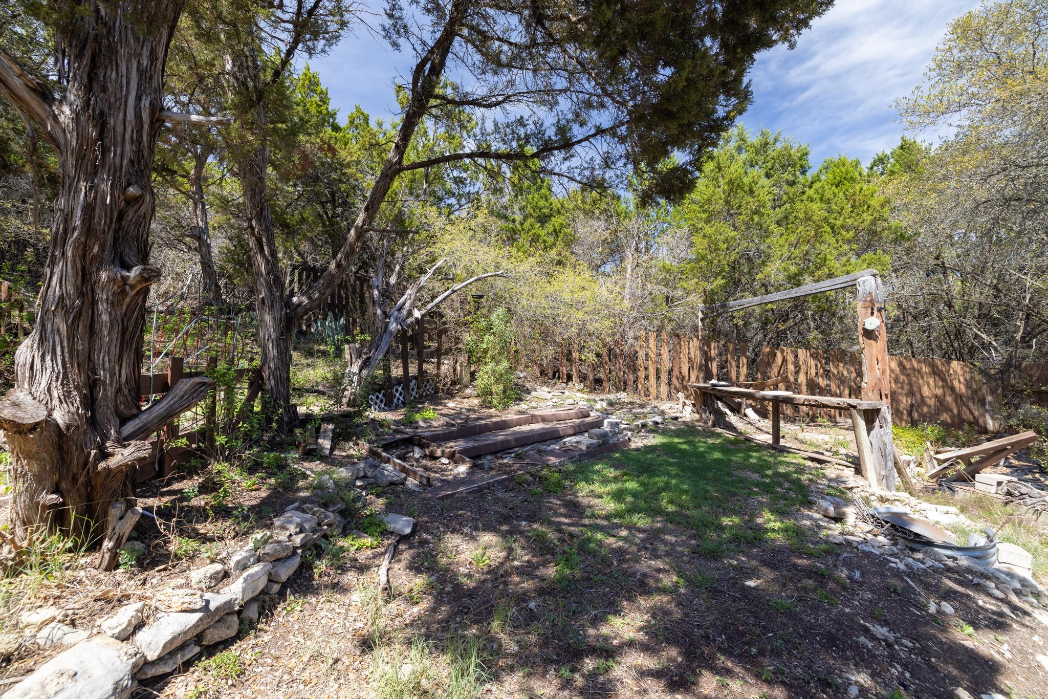 10600 Turkey Bend Dr, Jonestown, TX 78645