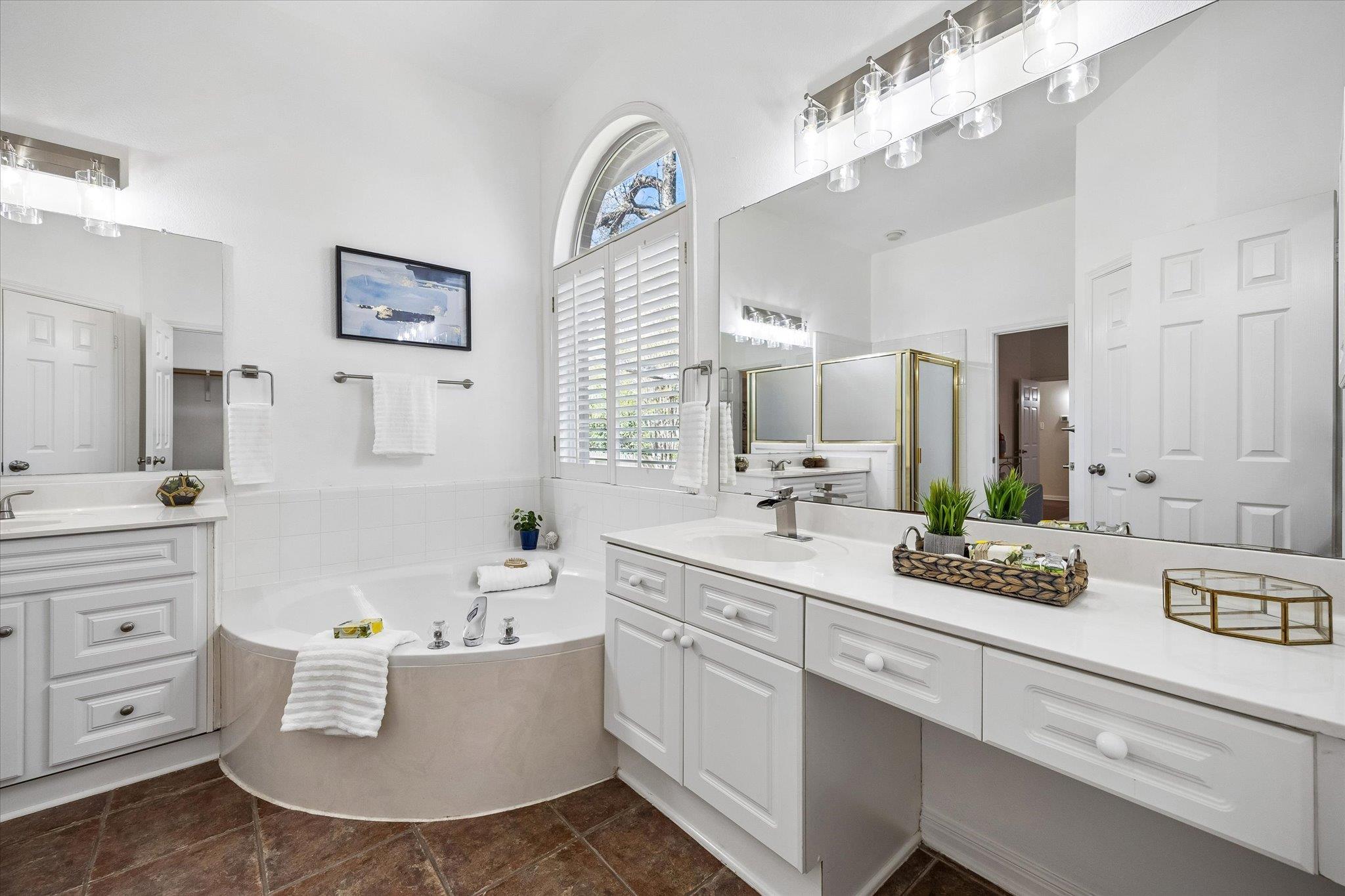 1904 Creole Dr, Austin, TX 78727