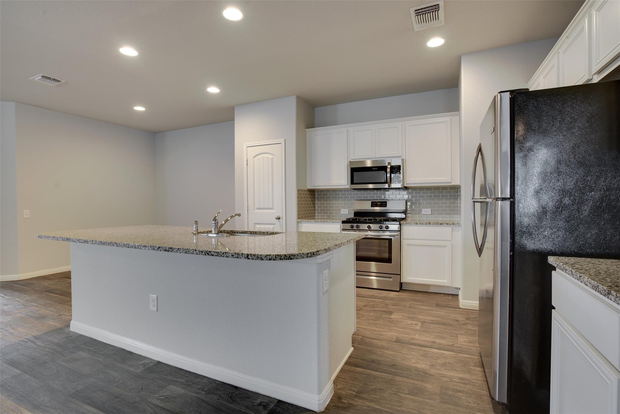 14222 E Handel Dr E # 7B, Pflugerville, TX 78660