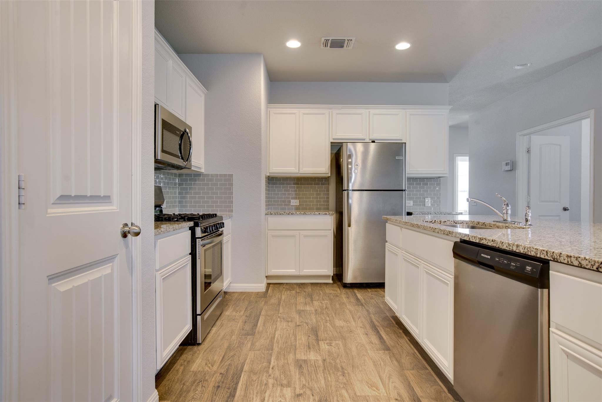 14222 E Handel Dr E # 7B, Pflugerville, TX 78660