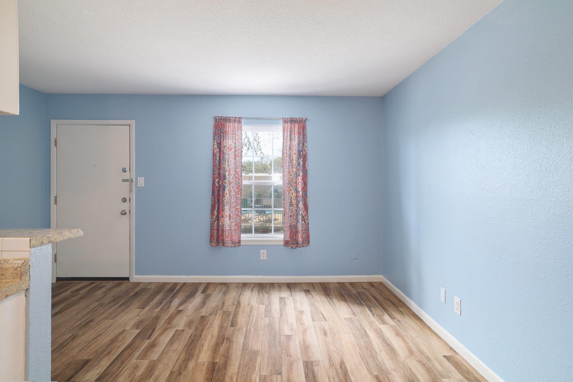 2302 East Side Dr # 23, Austin, TX 78704