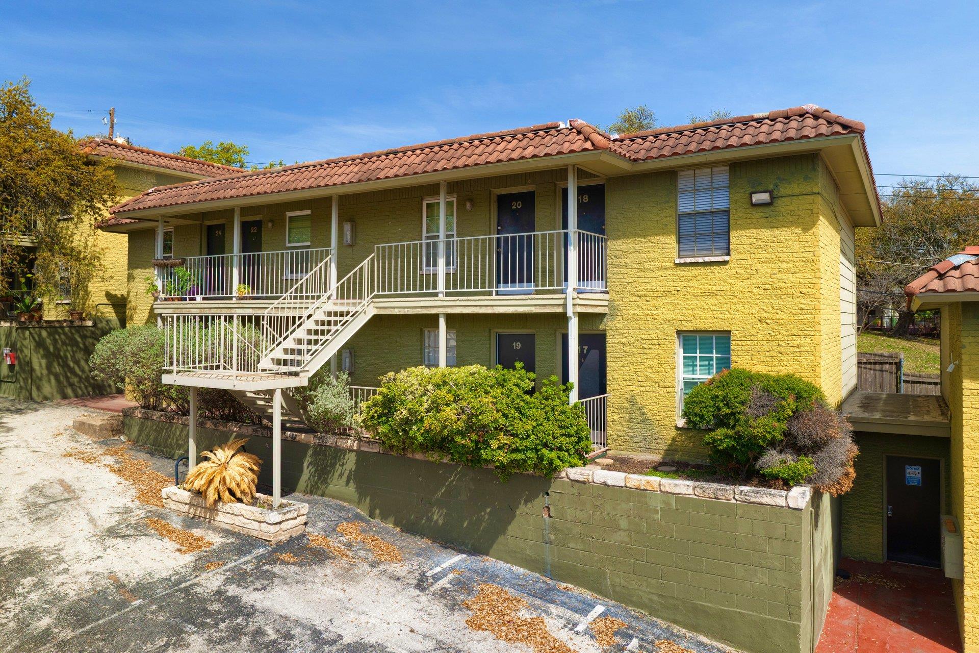 2302 East Side Dr # 23, Austin, TX 78704