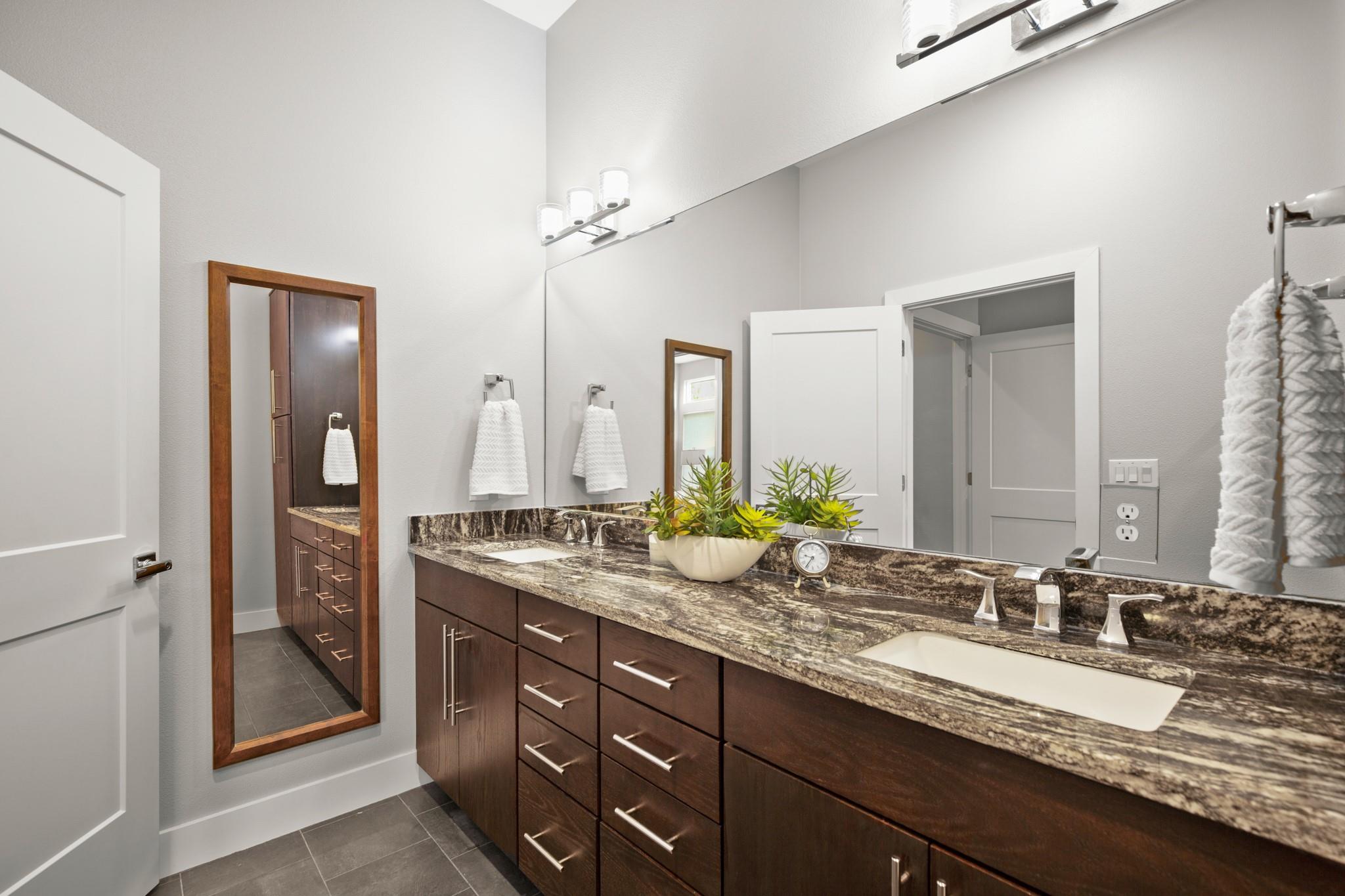 3905 Clawson Rd # 12, Austin, TX 78704