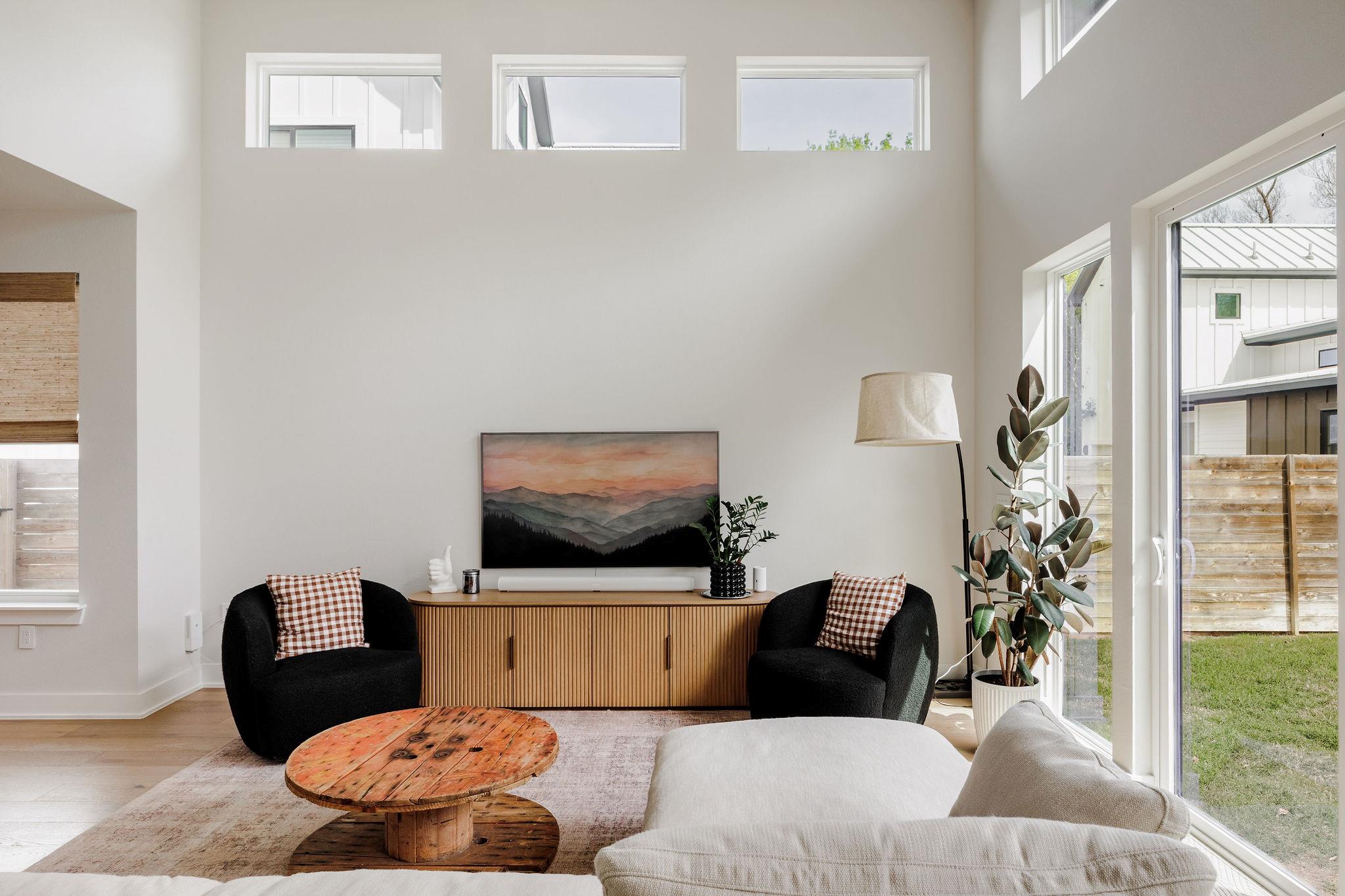 2713 Stacy Ln # 1, Austin, TX 78704