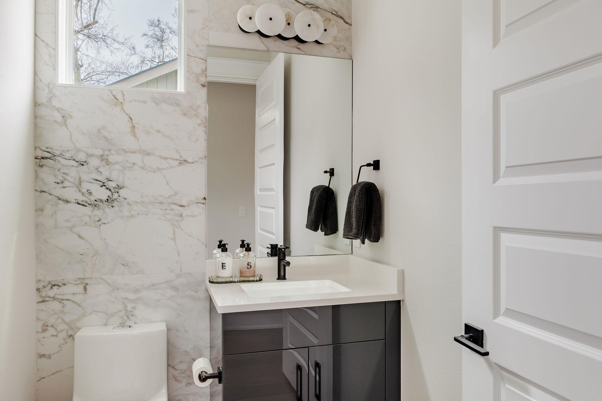 2713 Stacy Ln # 1, Austin, TX 78704