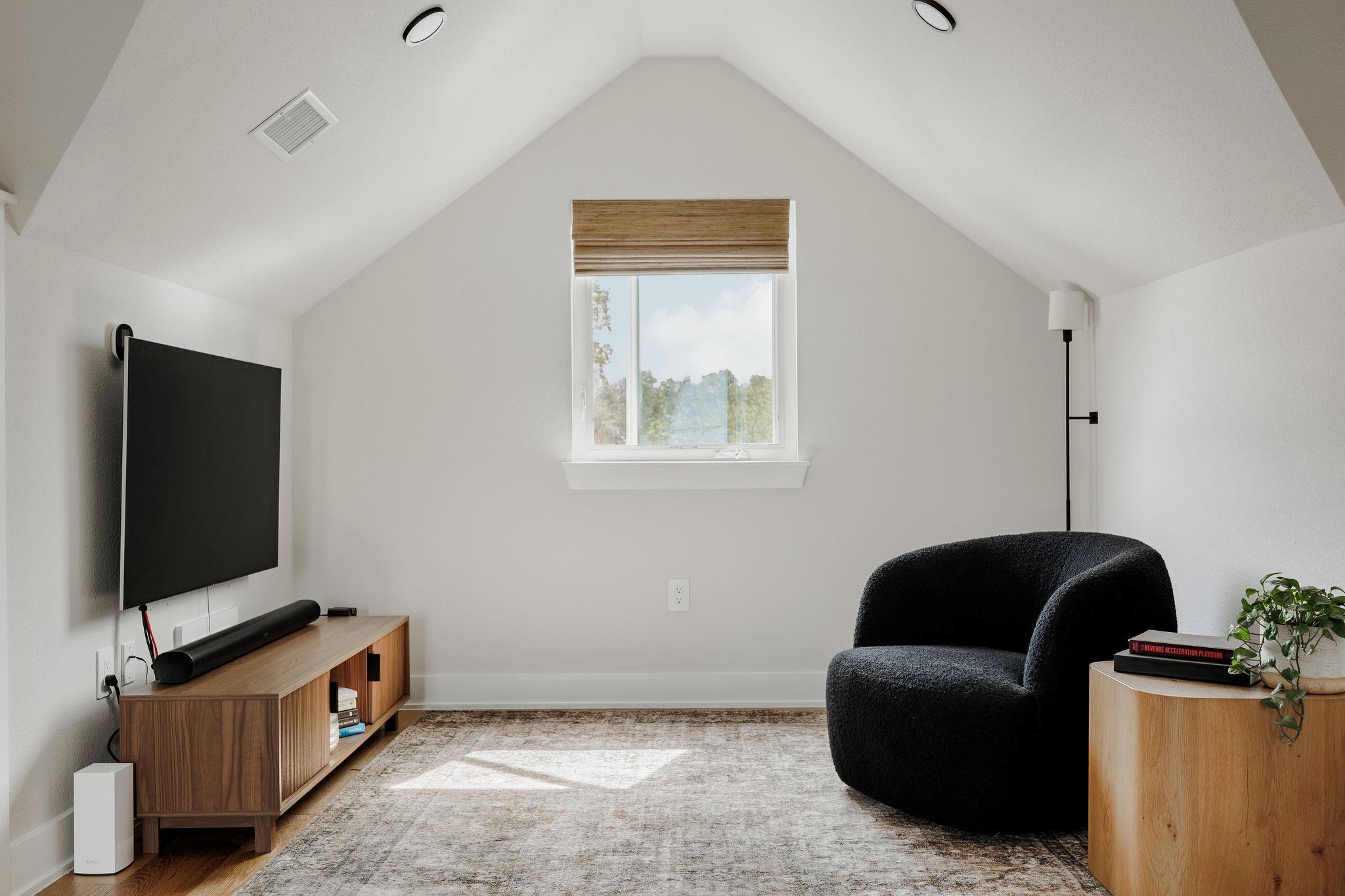 2713 Stacy Ln # 1, Austin, TX 78704