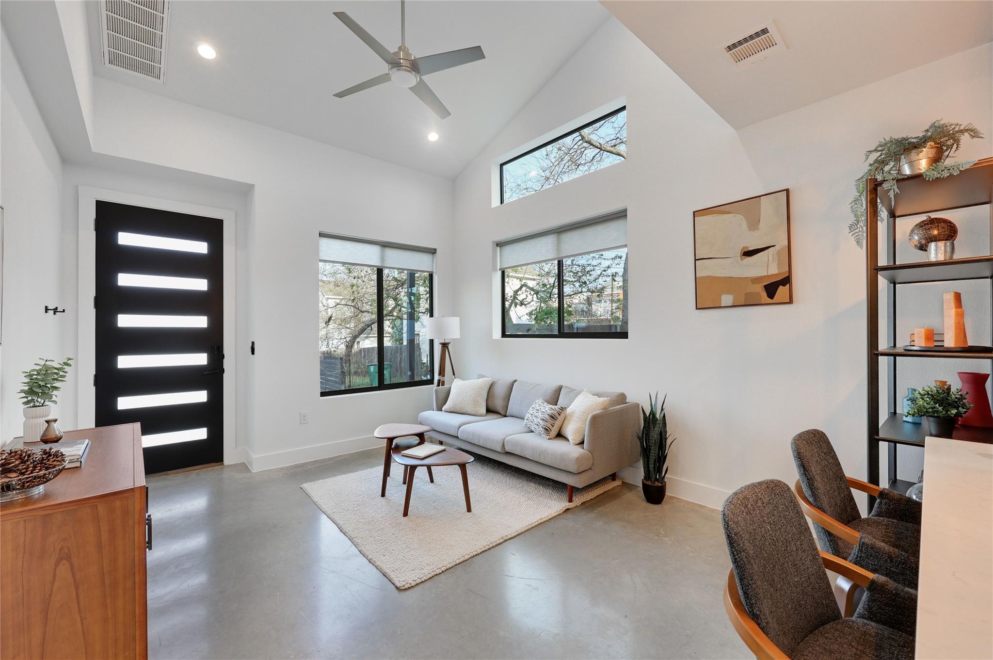 1208 Walnut Ave # 2, Austin, TX 78702