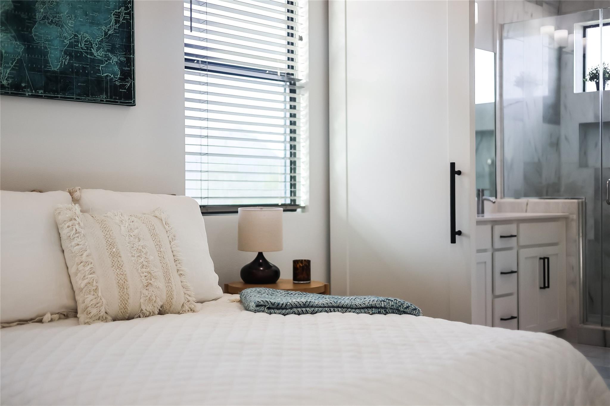 1208 Walnut Ave # 2, Austin, TX 78702