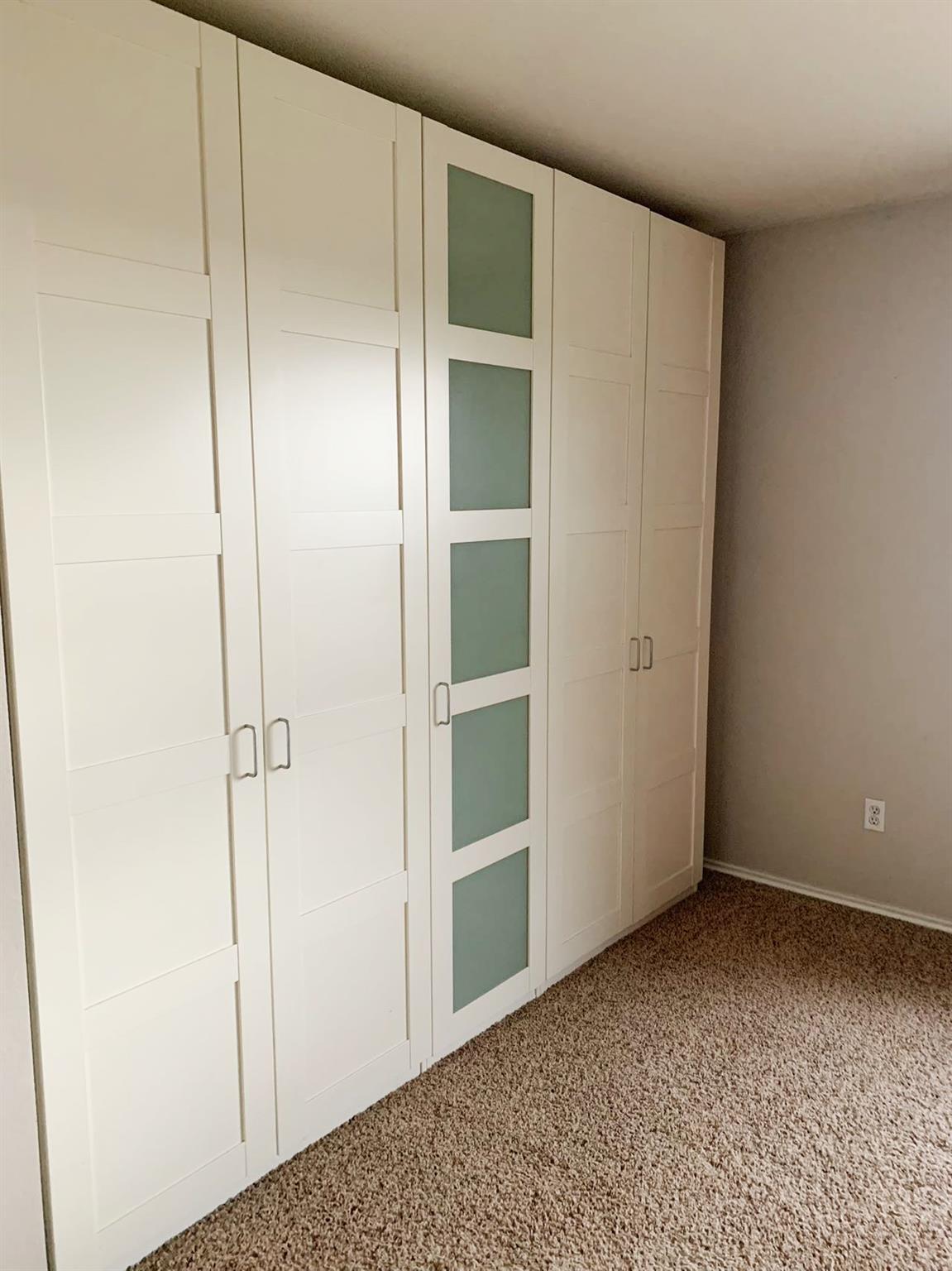 719 Decker Dr, Hutto, TX 78634