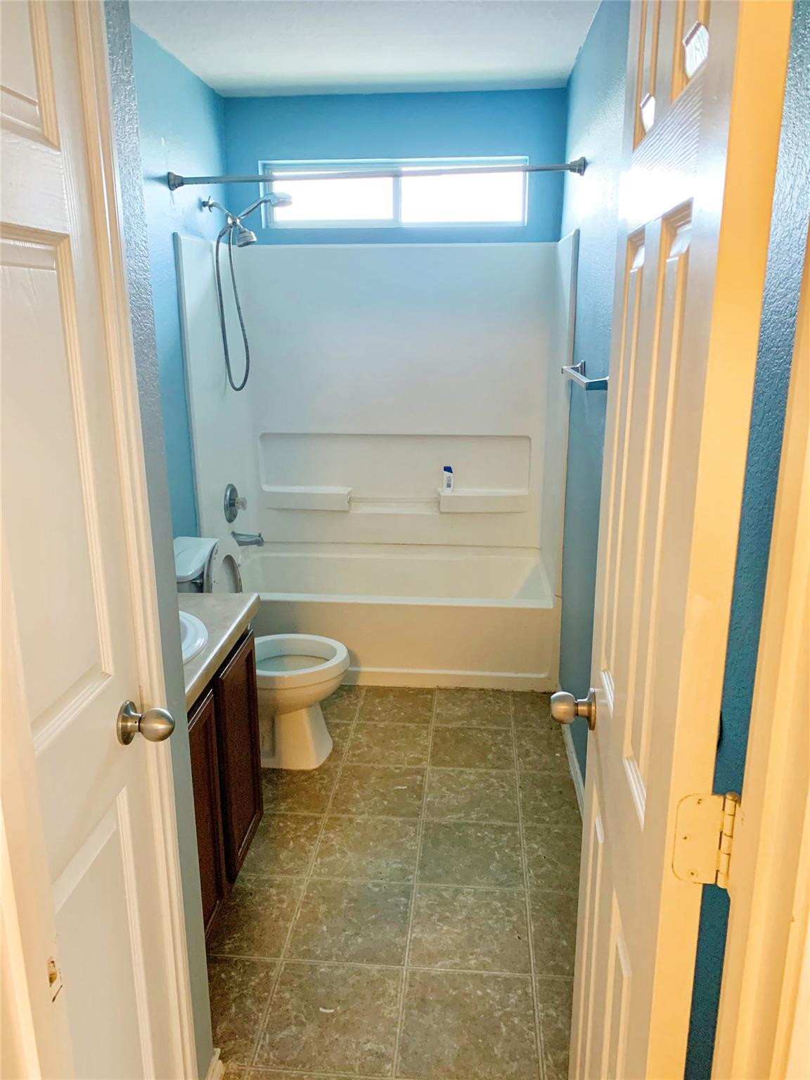 719 Decker Dr, Hutto, TX 78634