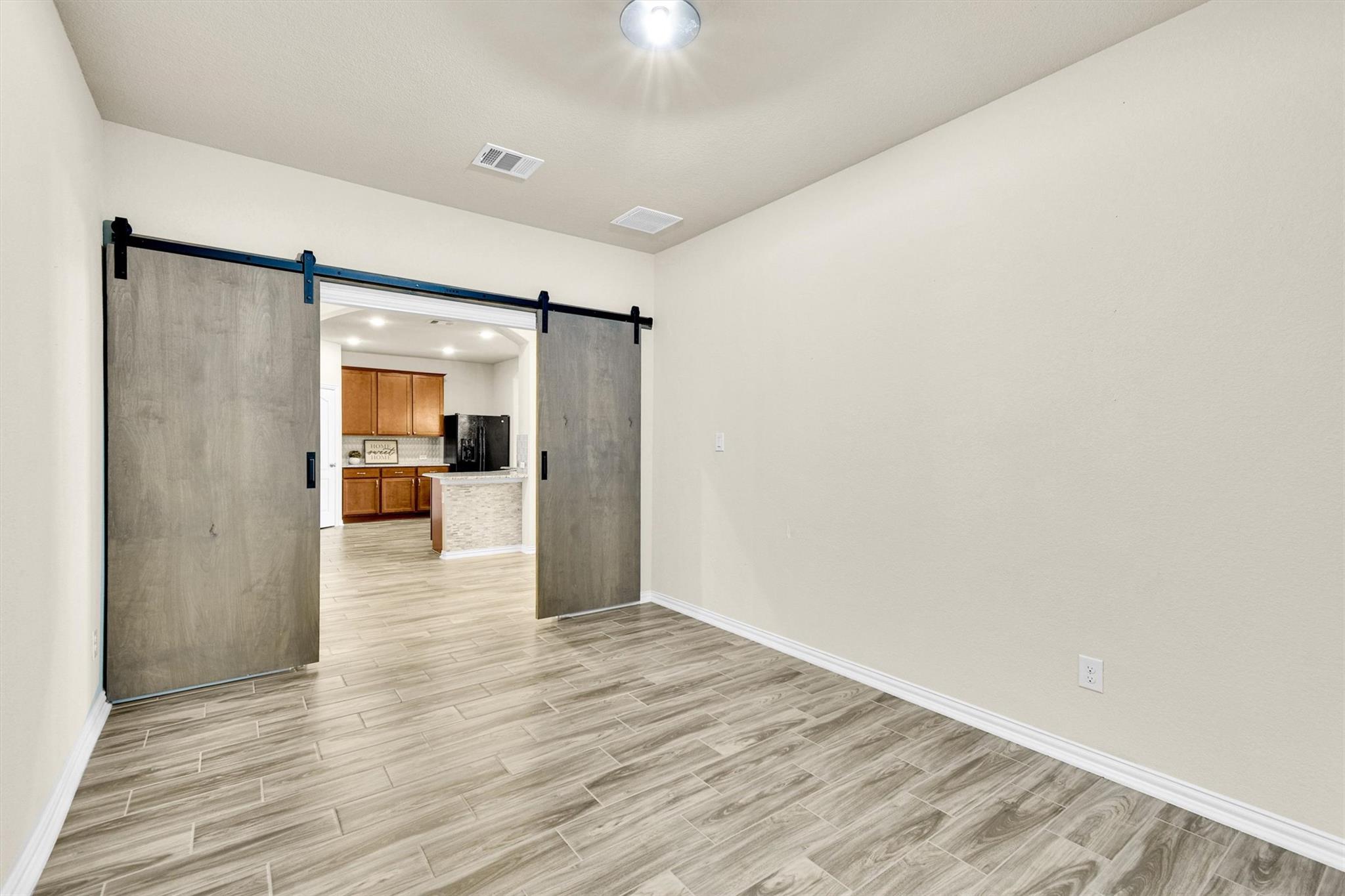 101 Double Mountain Rd, Liberty Hill, TX 78642