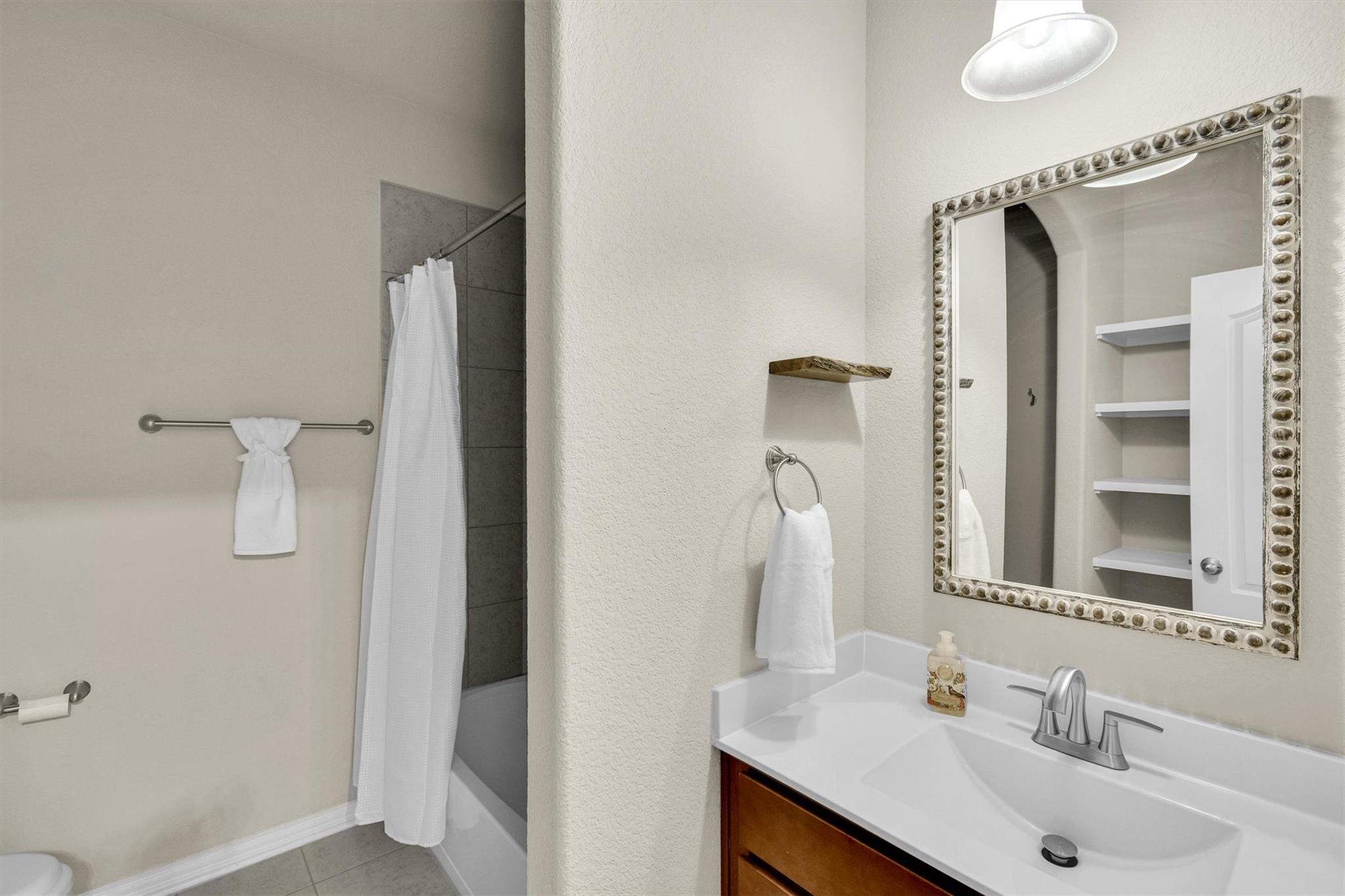 101 Double Mountain Rd, Liberty Hill, TX 78642