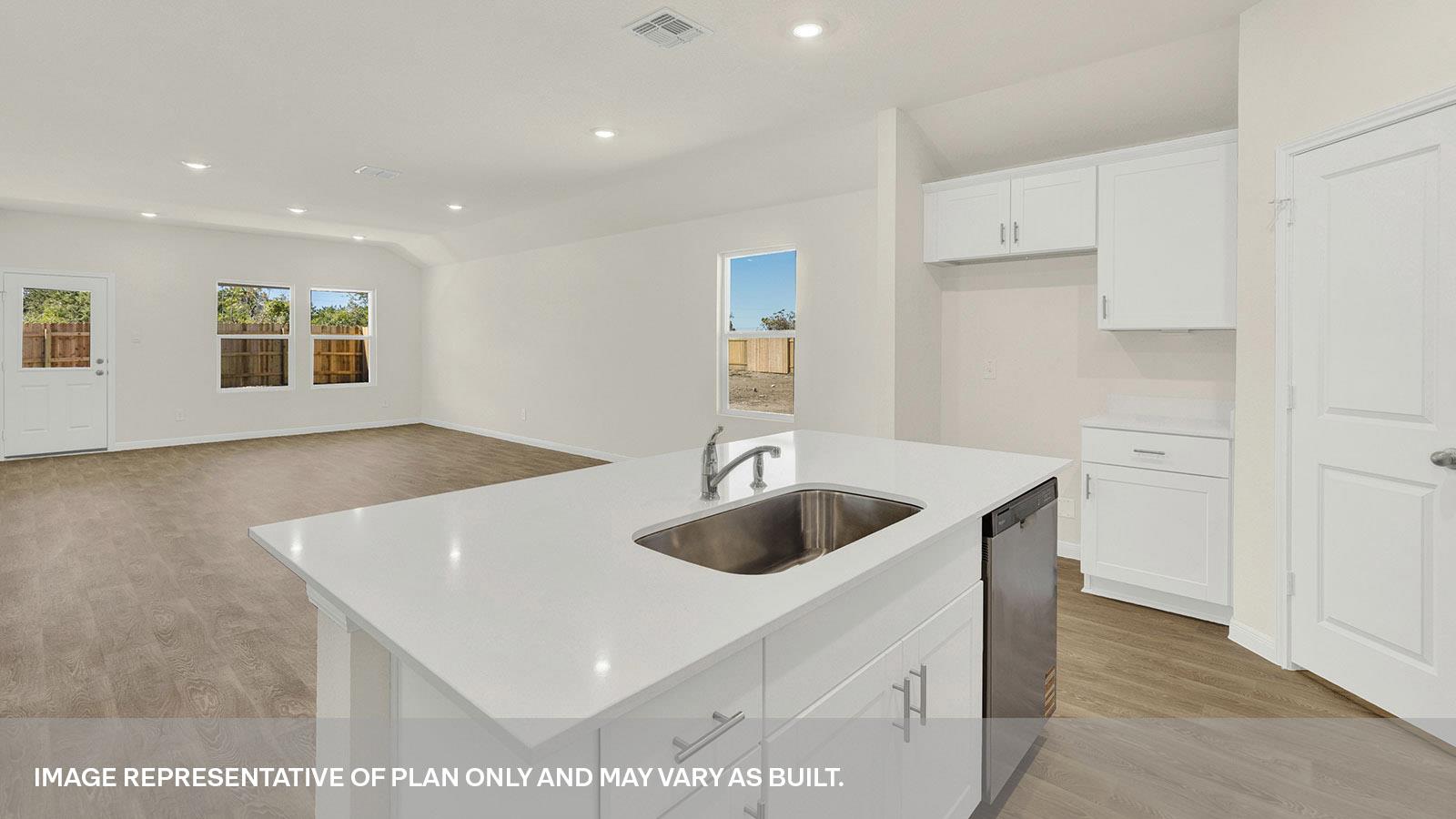 261 YELLOWSTONE Dr, Kyle, TX 78640