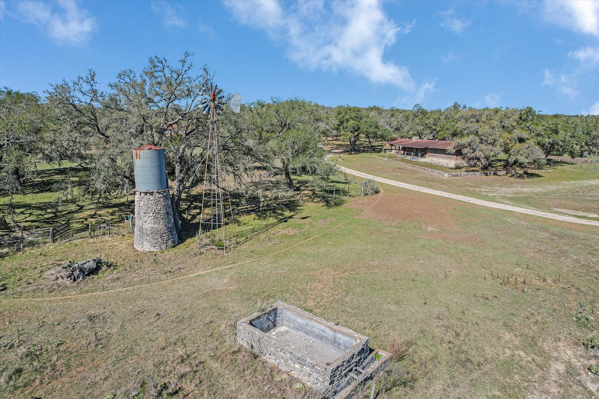 5421 PURGATORY Rd, San Marcos, TX 78666