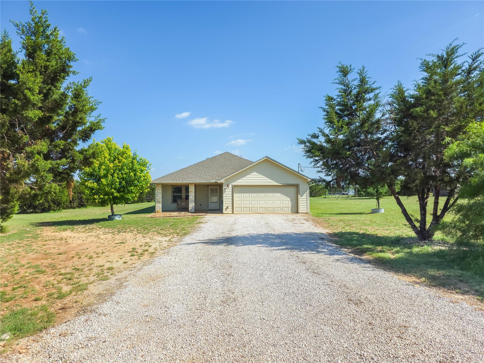 120 Lost Oaks Ct, Liberty Hill, TX 78642