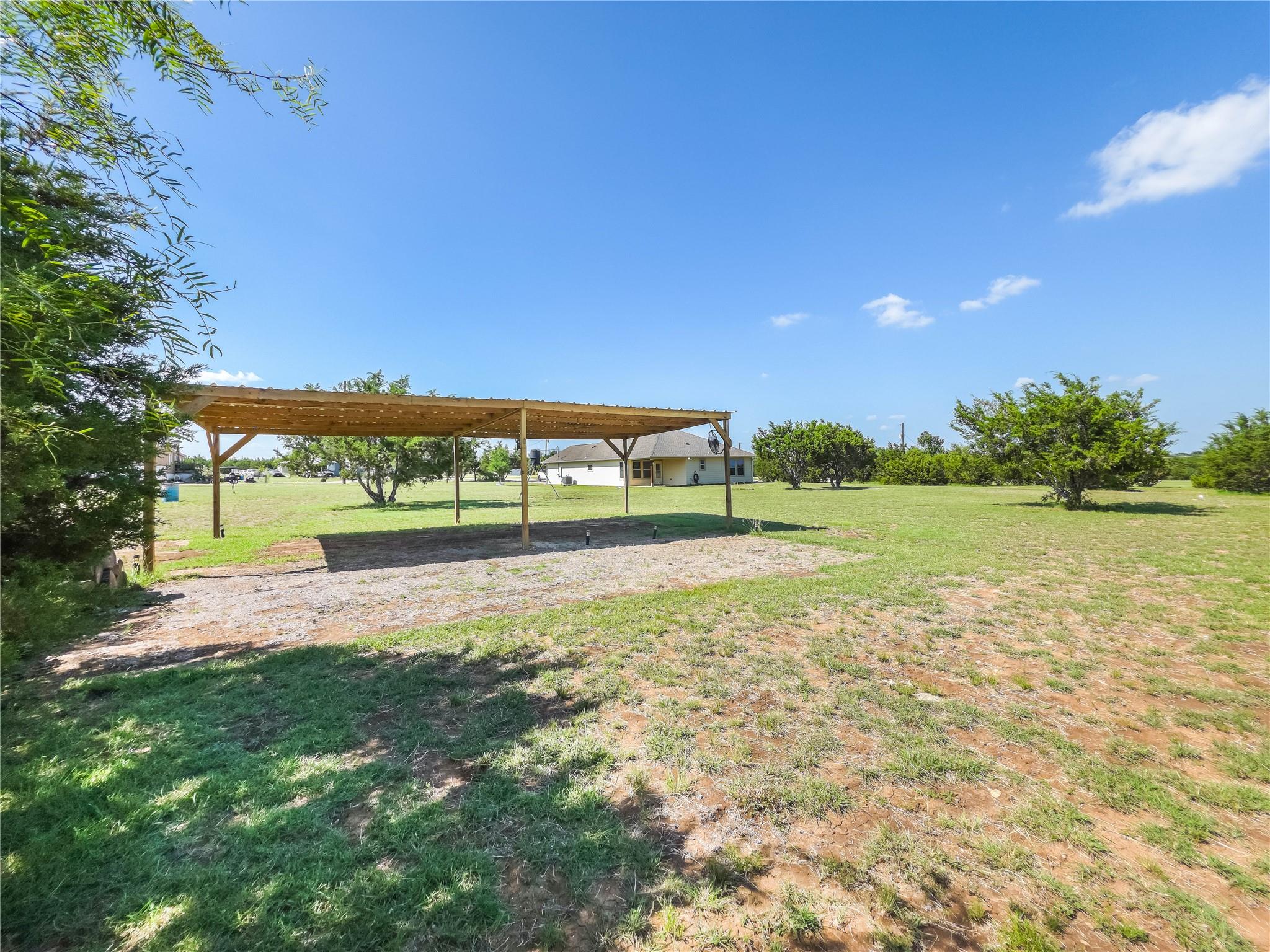 120 Lost Oaks Ct, Liberty Hill, TX 78642