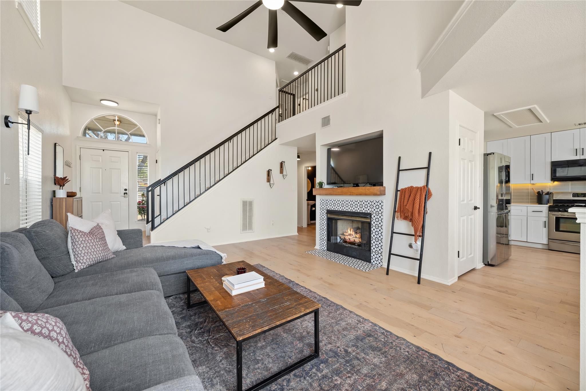 9257 Vigen Cir, Austin, TX 78748