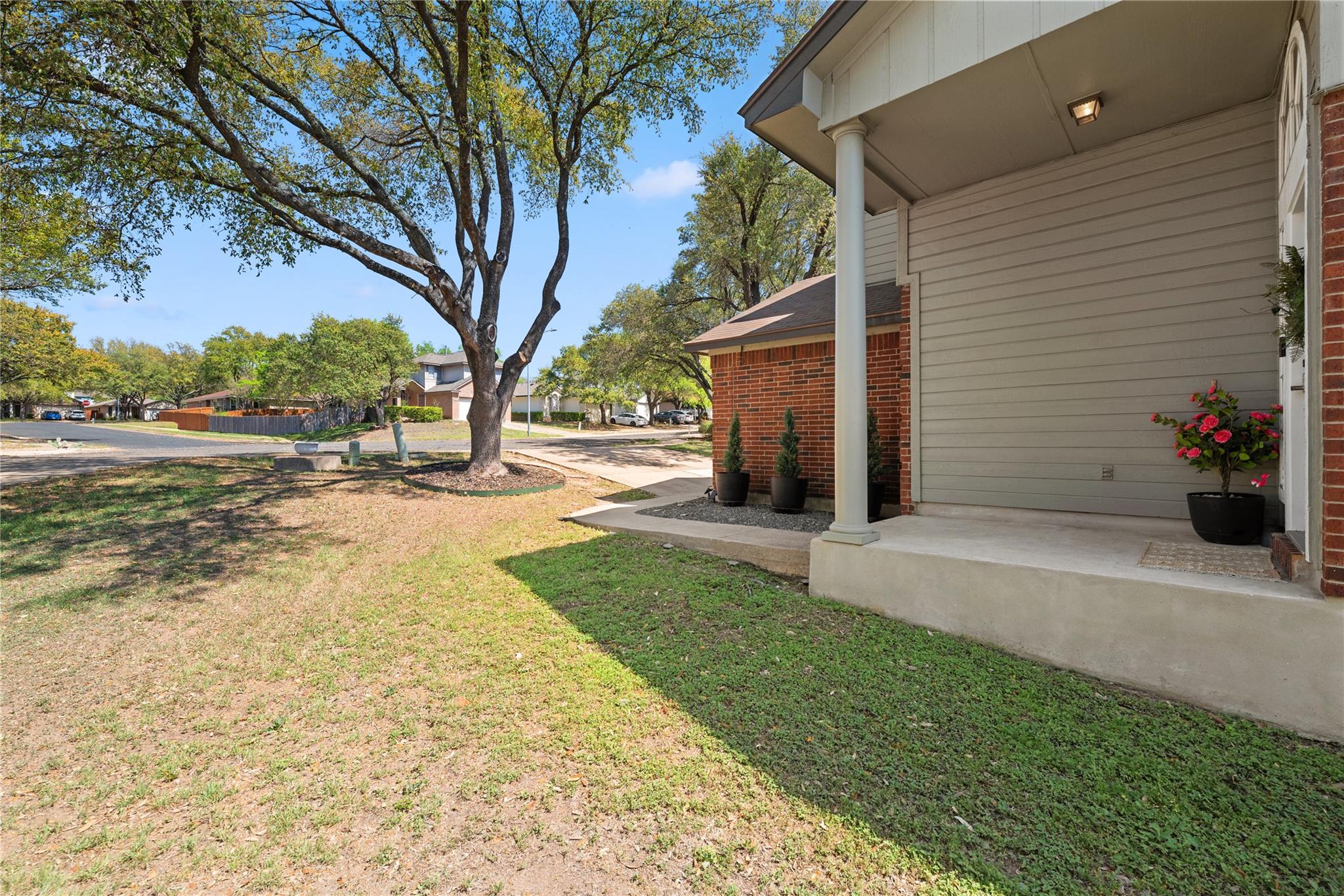 9257 Vigen Cir, Austin, TX 78748