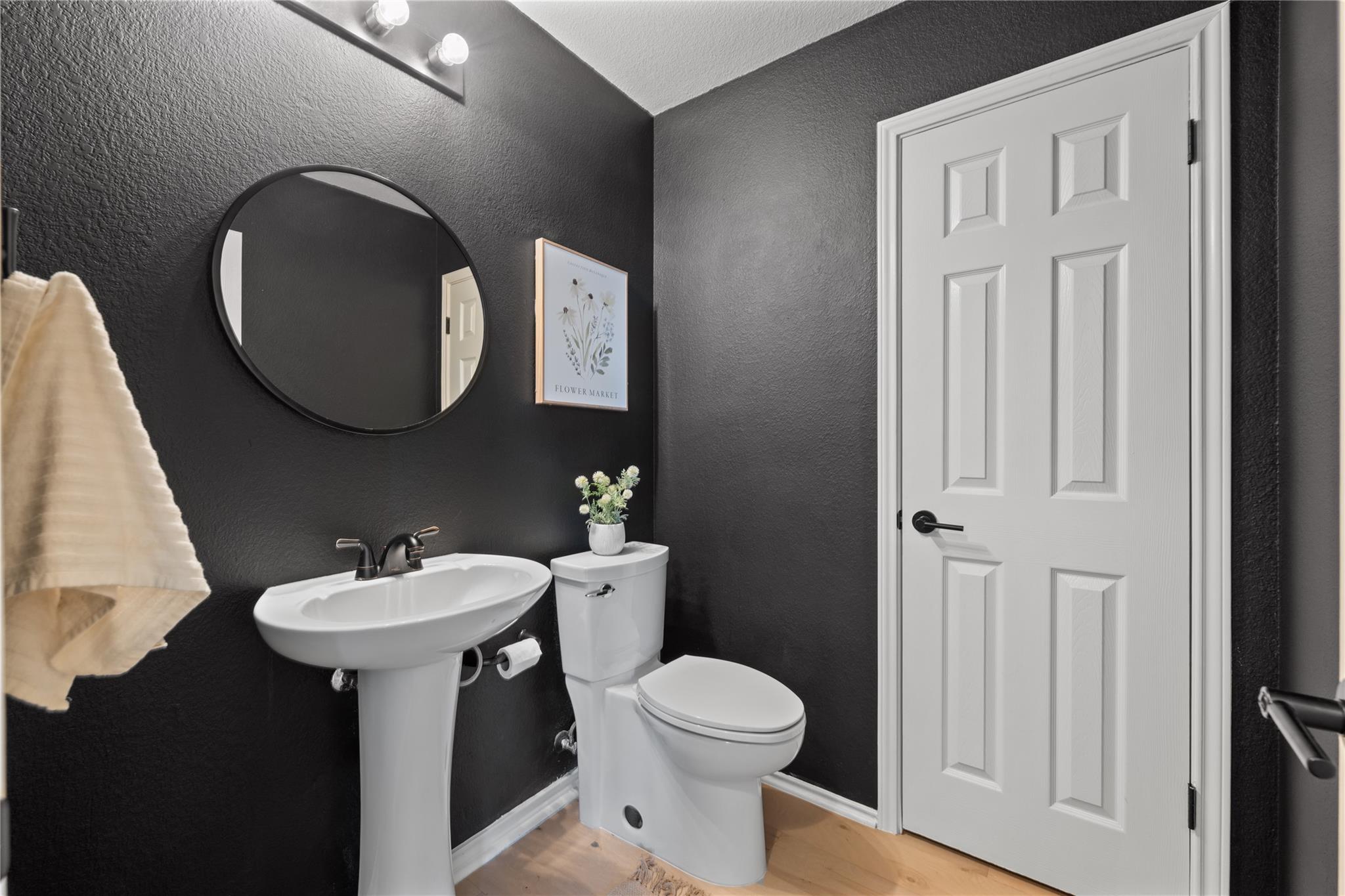 9257 Vigen Cir, Austin, TX 78748