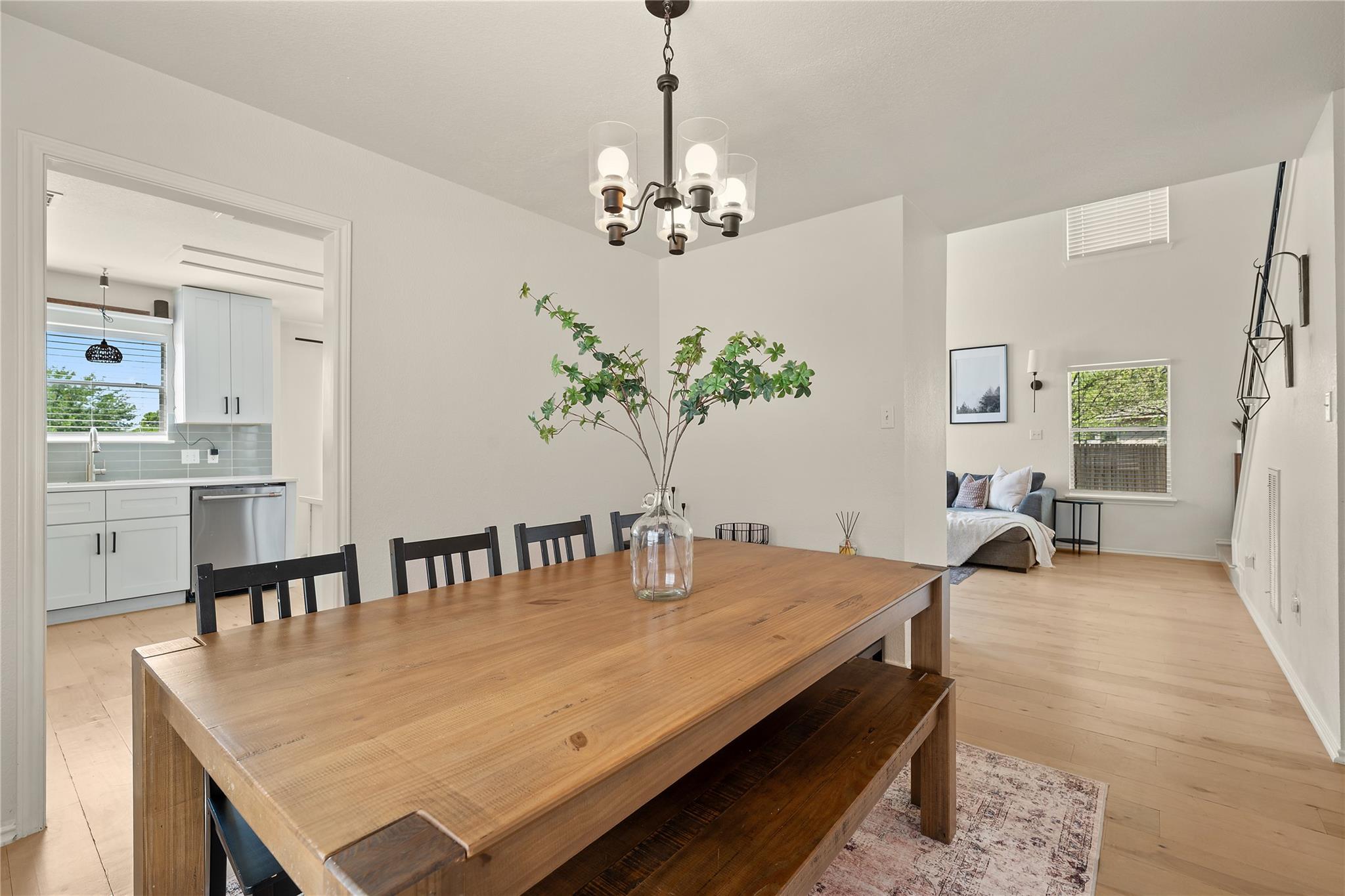 9257 Vigen Cir, Austin, TX 78748