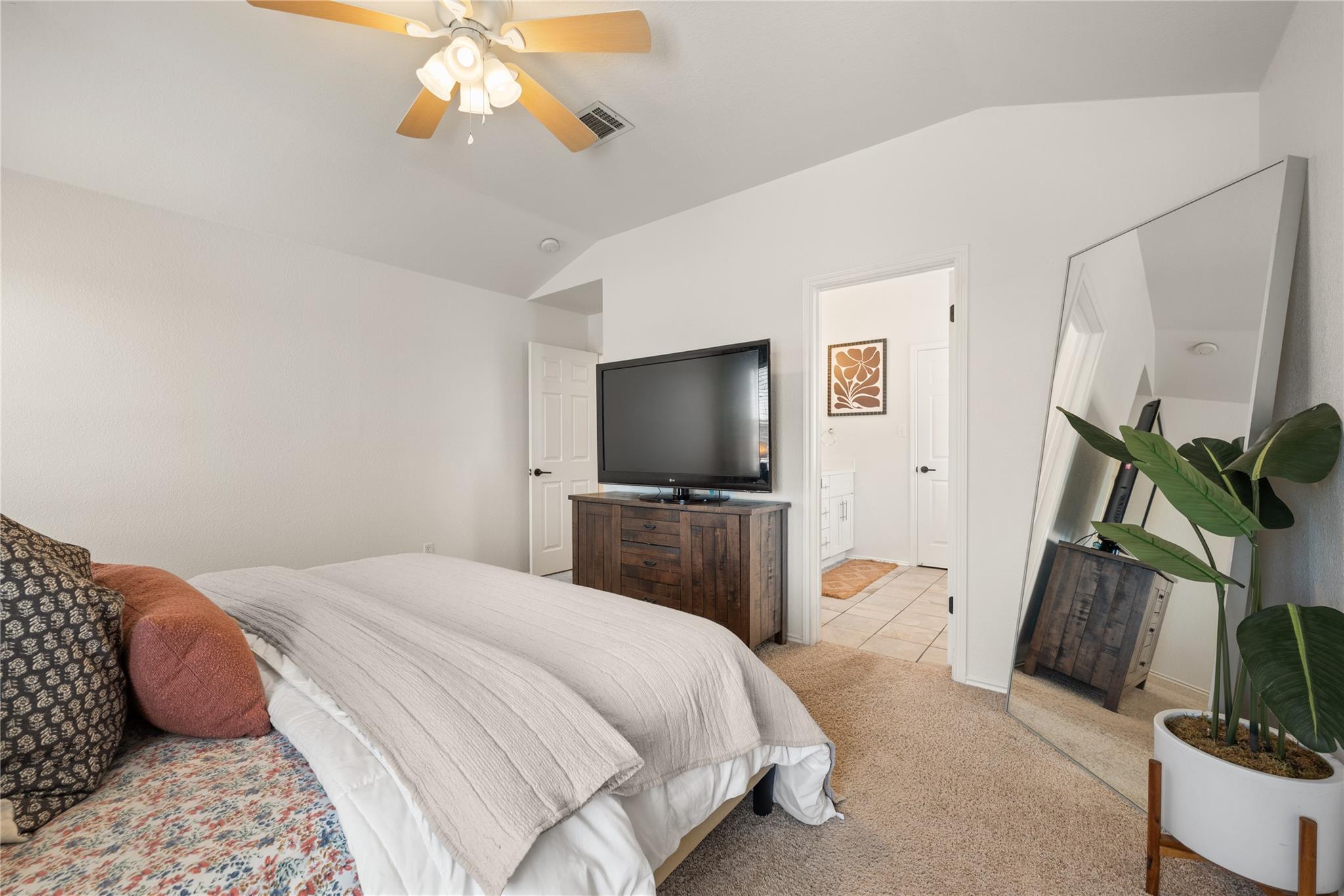 9257 Vigen Cir, Austin, TX 78748