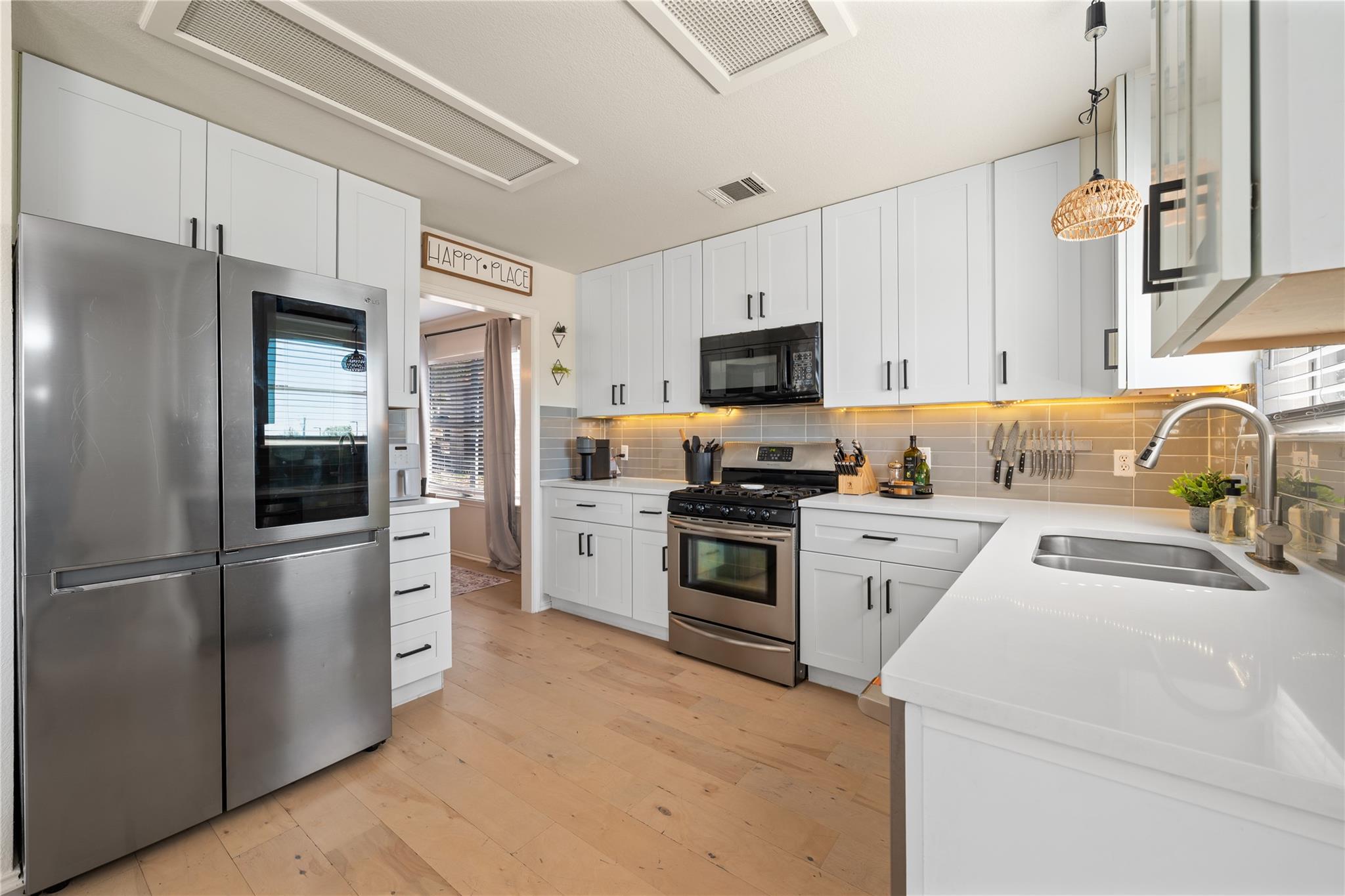 9257 Vigen Cir, Austin, TX 78748