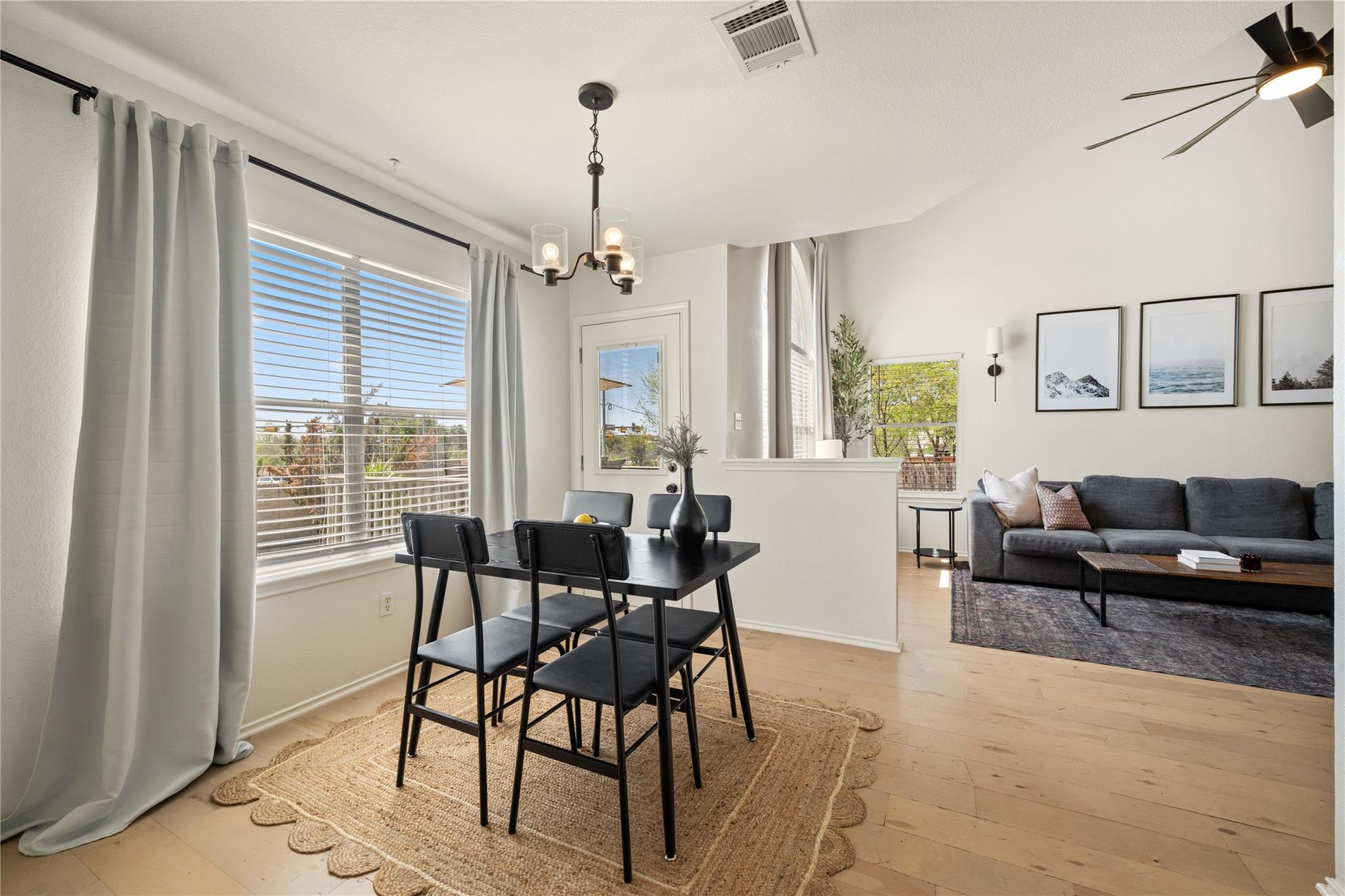 9257 Vigen Cir, Austin, TX 78748