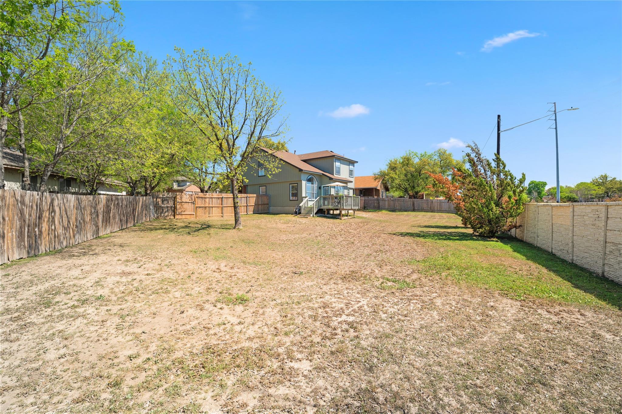 9257 Vigen Cir, Austin, TX 78748