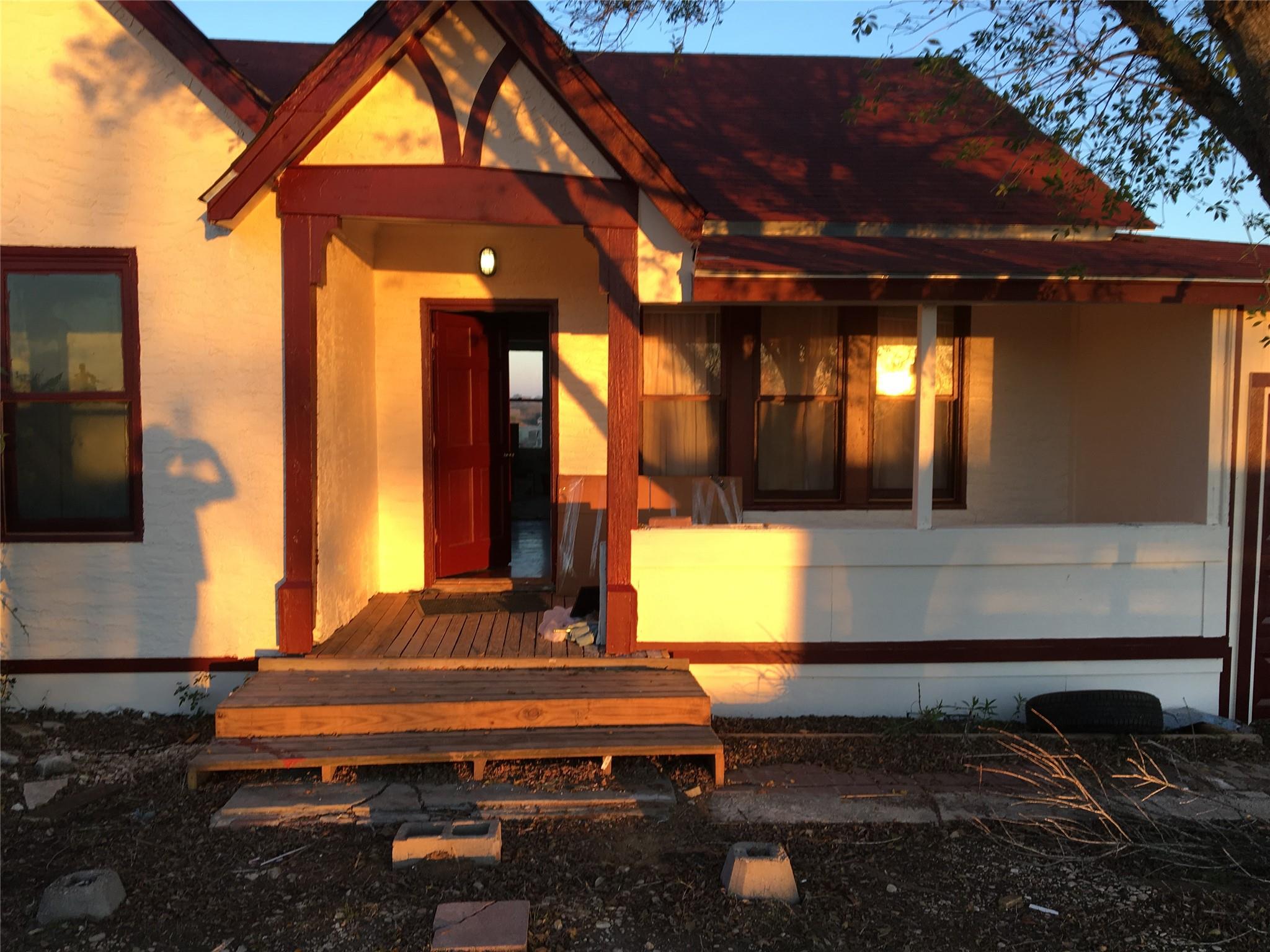 Niederwald, TX 78640