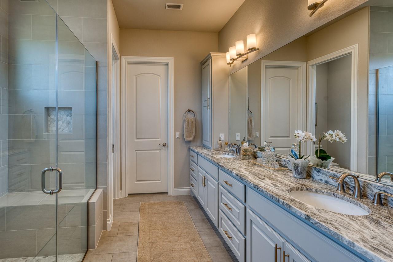 130 Lucia Ct, Horseshoe Bay, TX 78657