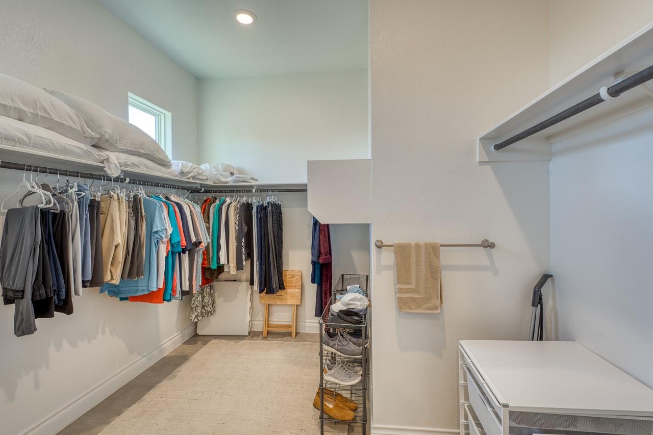 130 Lucia Ct, Horseshoe Bay, TX 78657