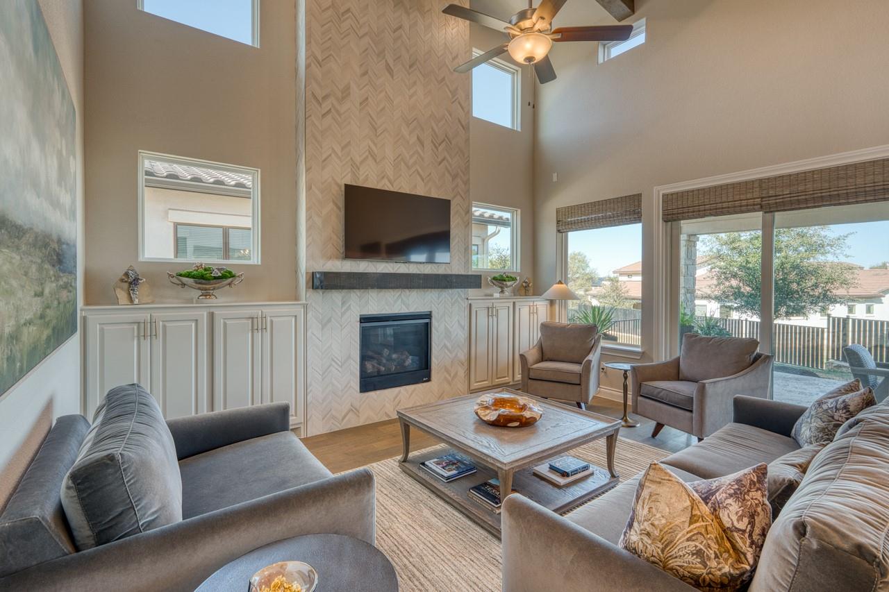 130 Lucia Ct, Horseshoe Bay, TX 78657