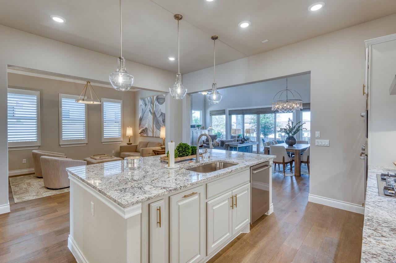 130 Lucia Ct, Horseshoe Bay, TX 78657