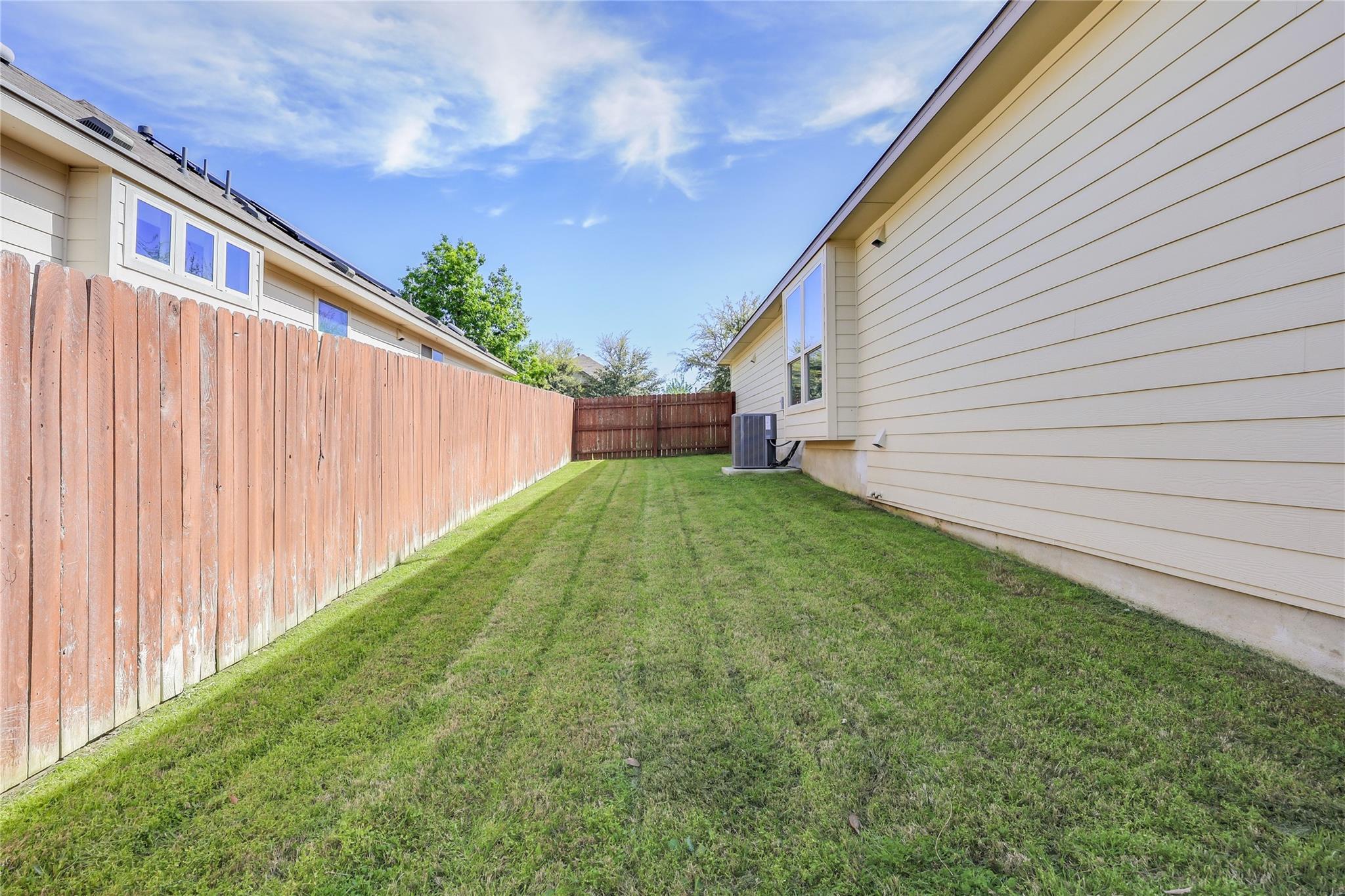 425 Canadian Springs Dr, Leander, TX 78641