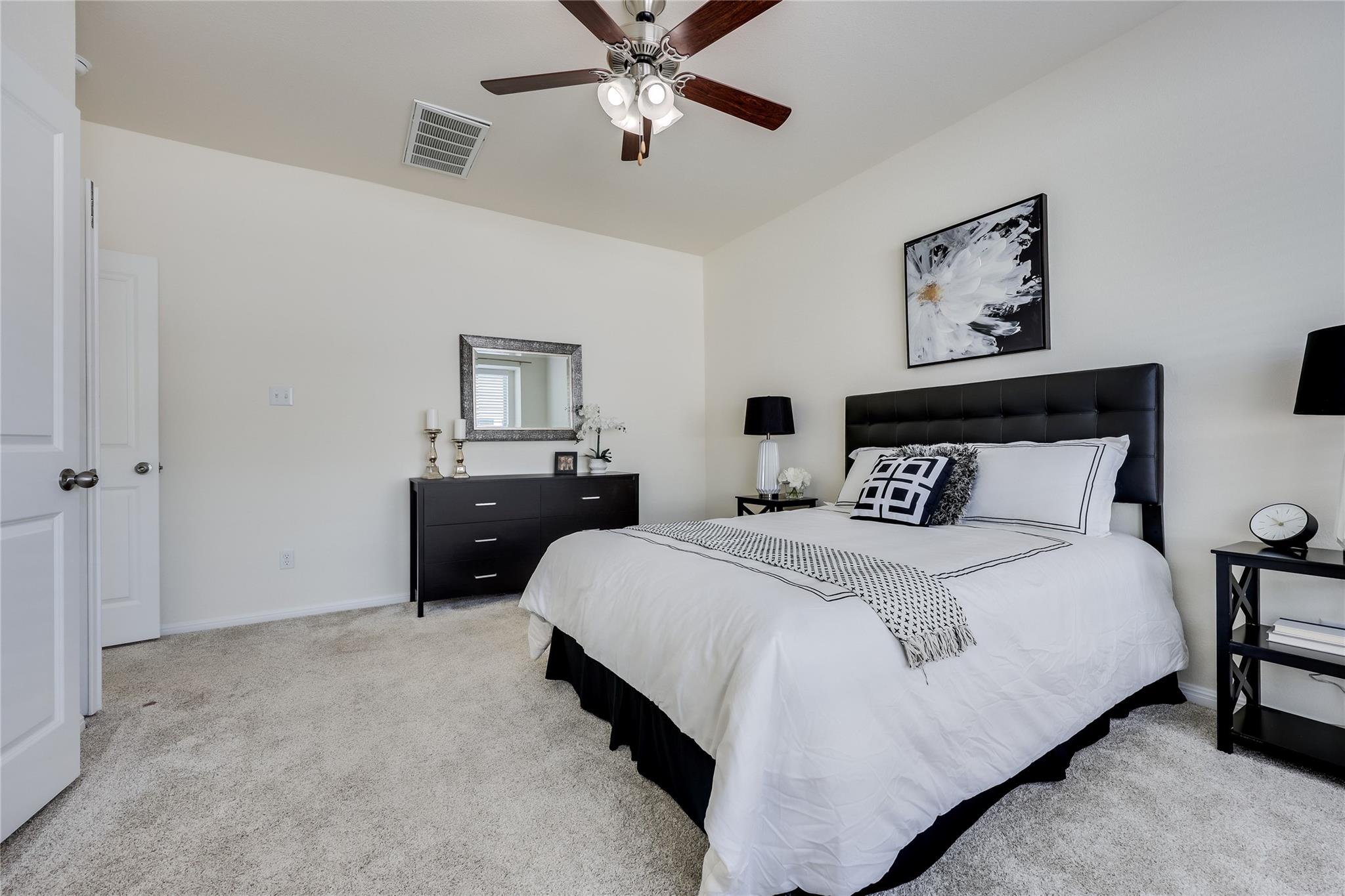 425 Canadian Springs Dr, Leander, TX 78641