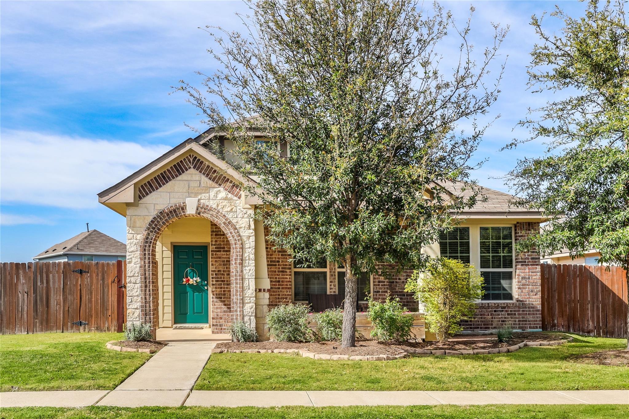 425 Canadian Springs Dr, Leander, TX 78641