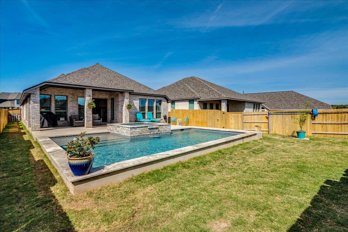 186 Prickly Poppy Loop, Kyle, TX 78640