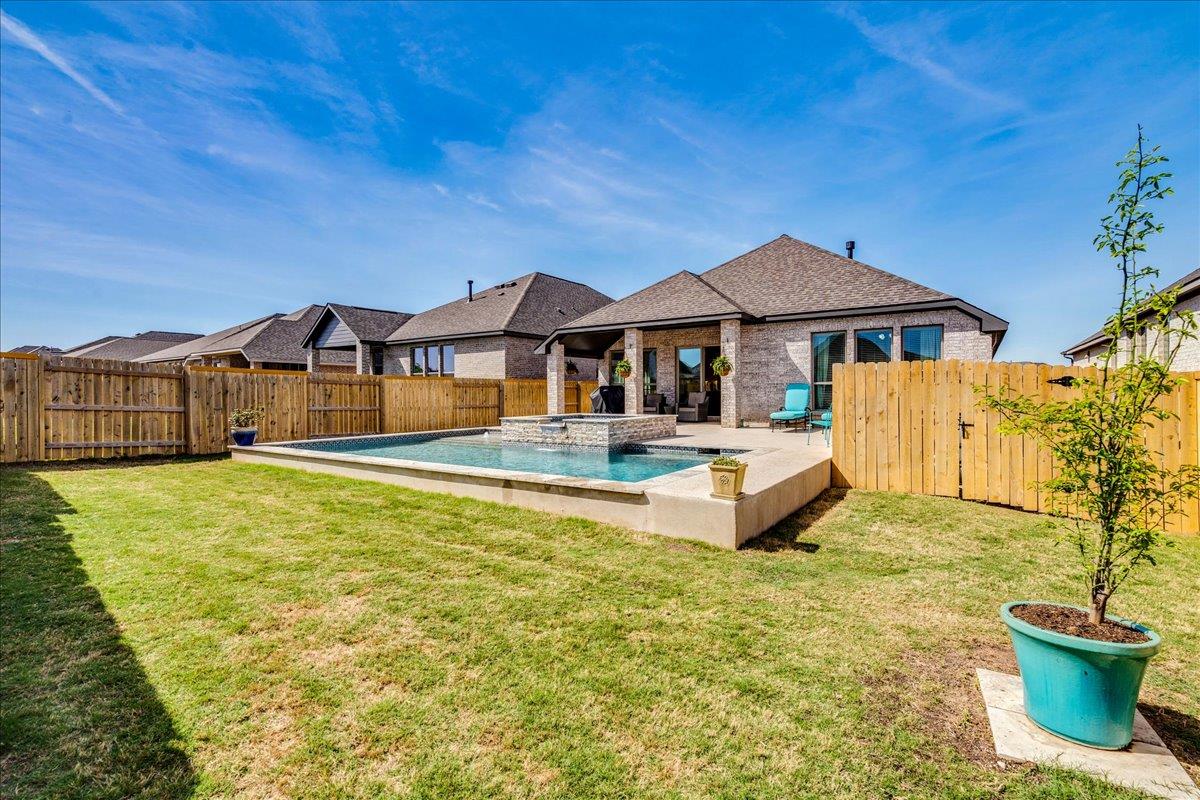 186 Prickly Poppy Loop, Kyle, TX 78640