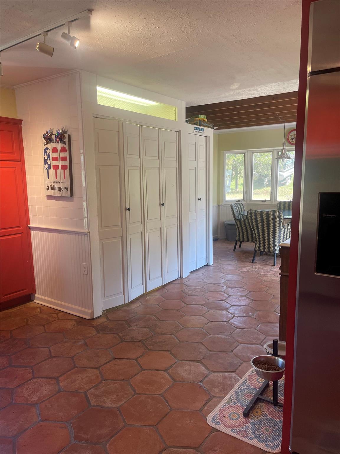 138 Suzann Ln, Burnet, TX 78611