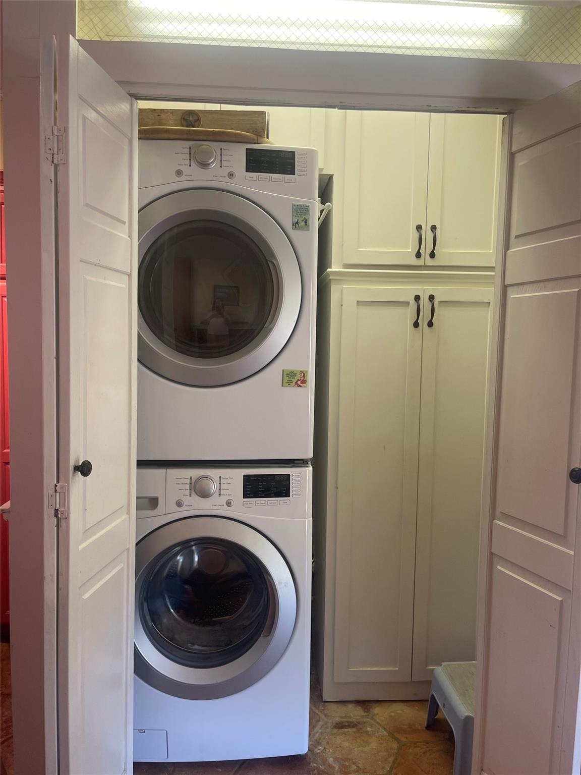 138 Suzann Ln, Burnet, TX 78611