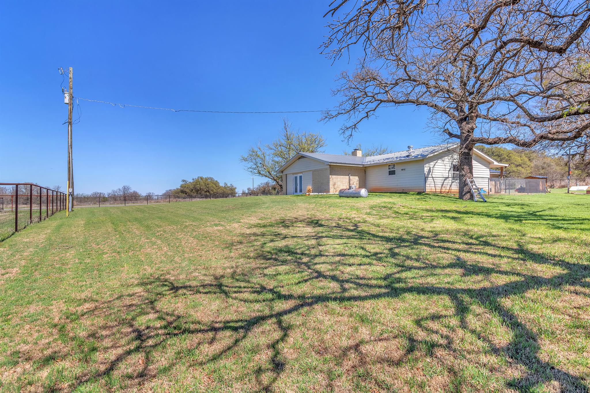 1283 Fm 218 W, Zephyr, TX 76890