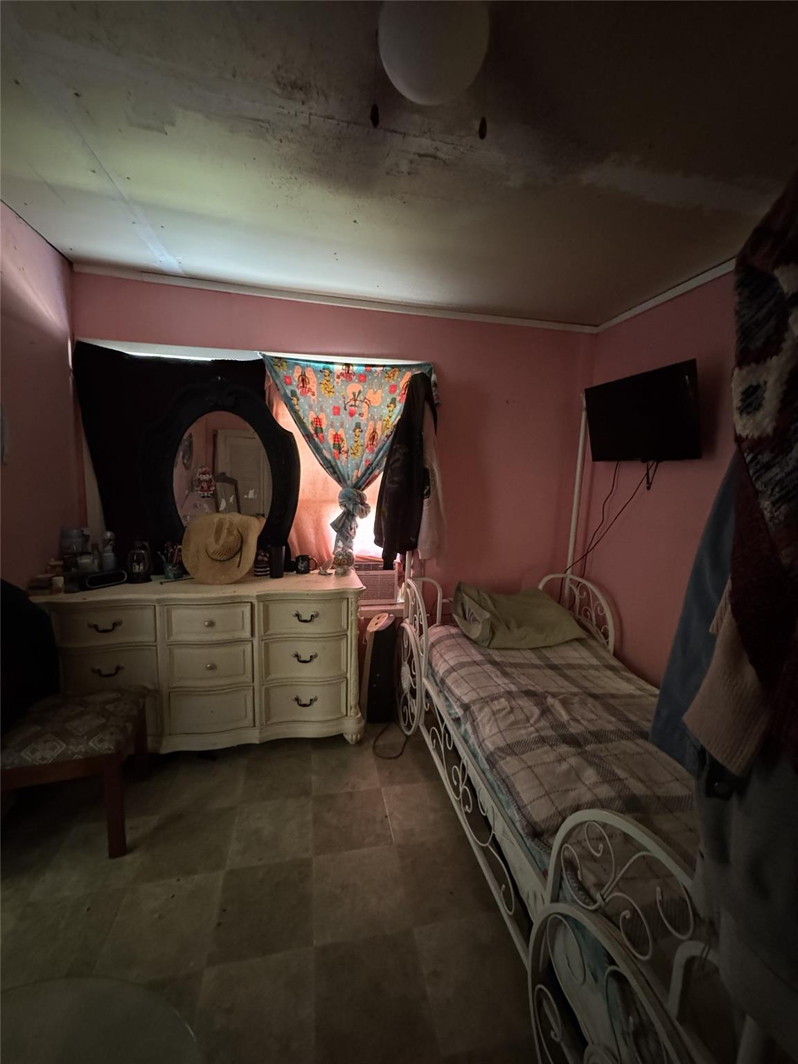 526 Henderson Blvd, Groesbeck, TX 76642