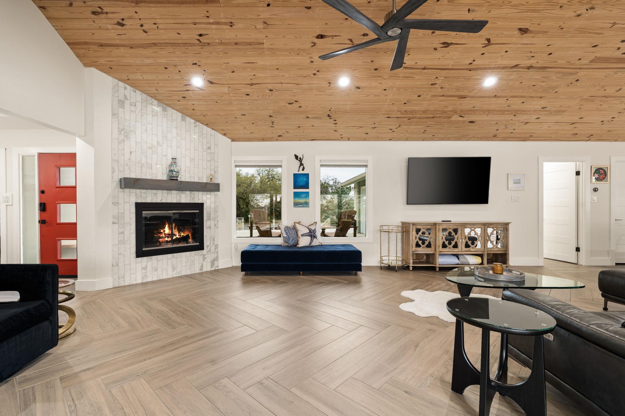 919 Biscayne, Lakeway, TX 78734