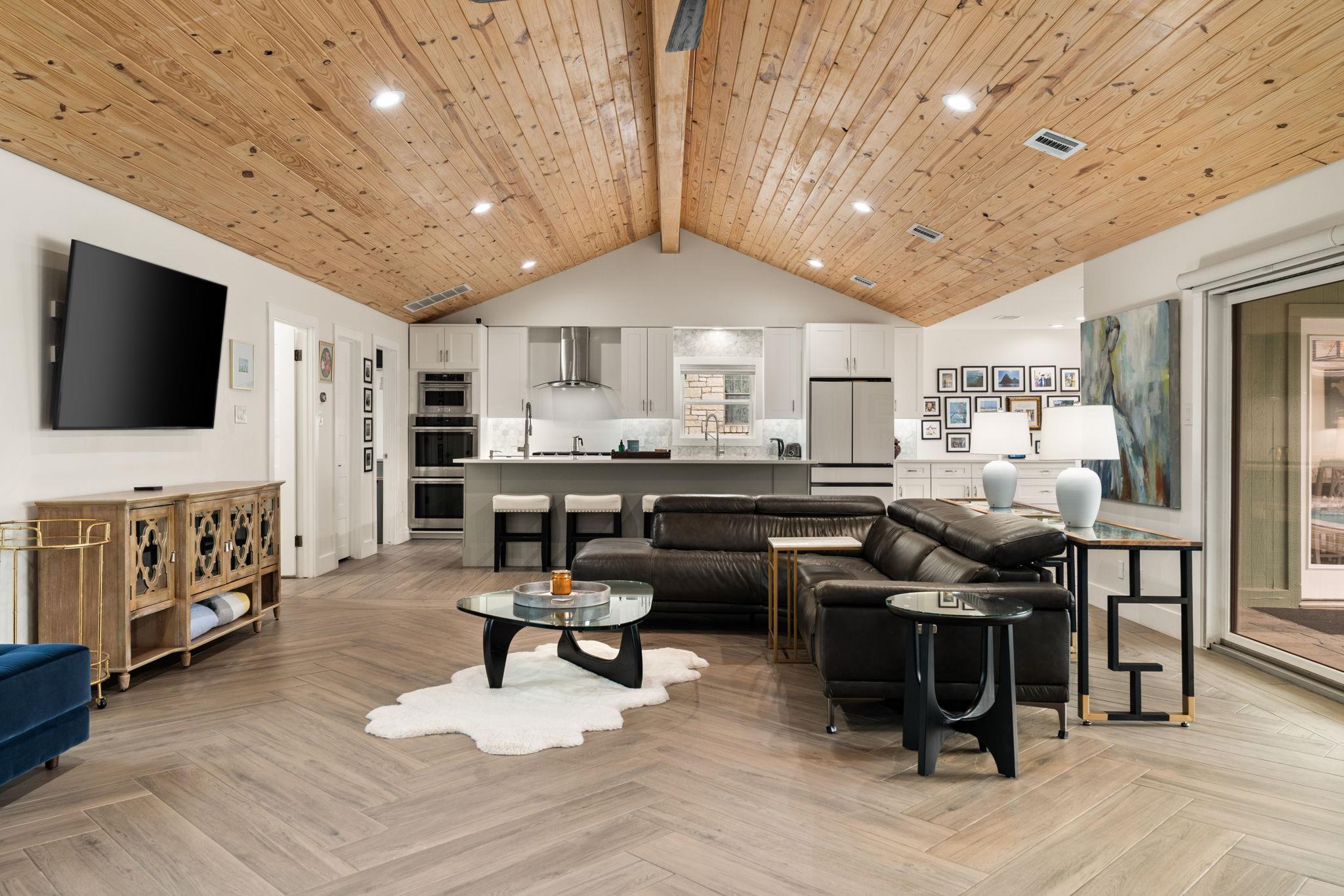 919 Biscayne, Lakeway, TX 78734