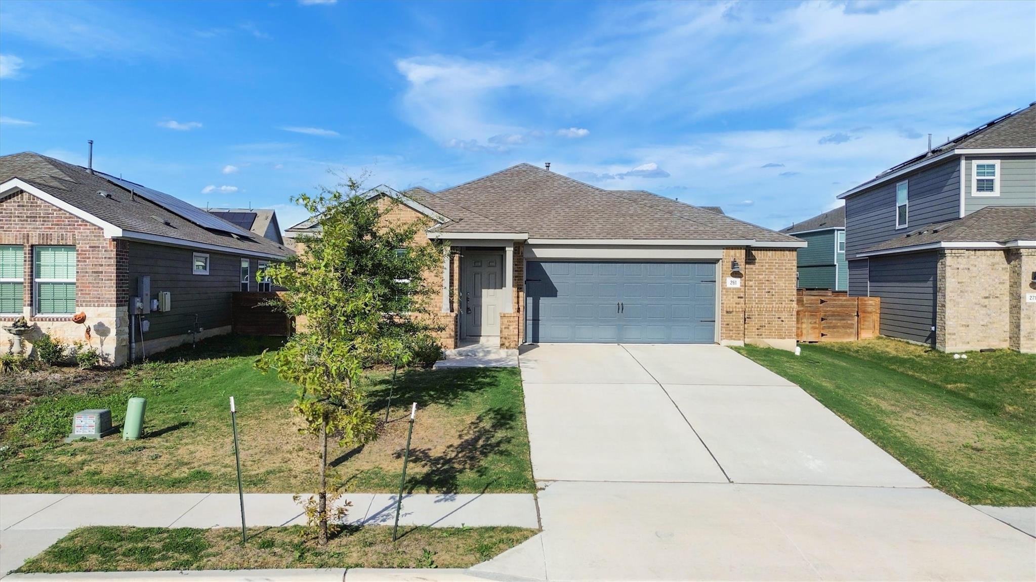 261 Madrid, Kyle, TX 78640