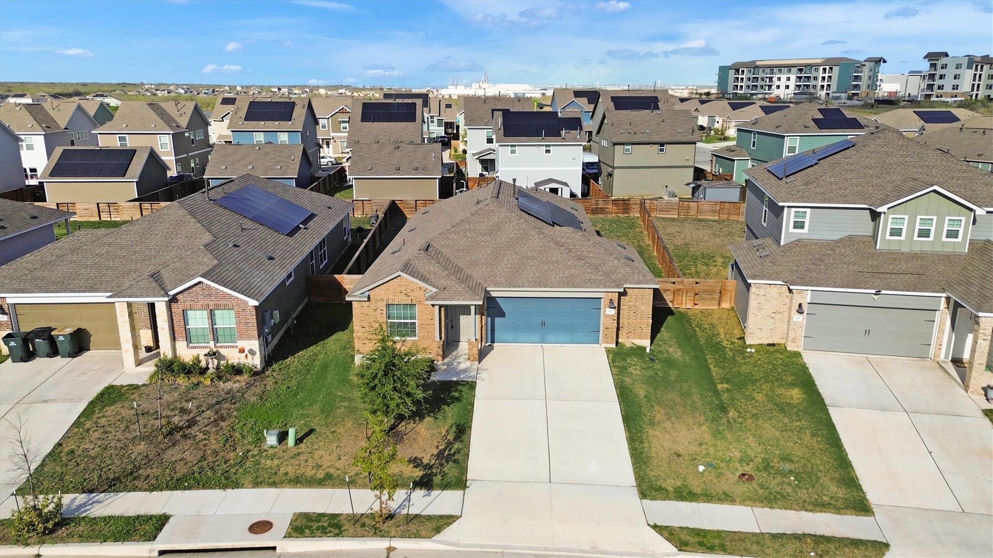 261 Madrid, Kyle, TX 78640