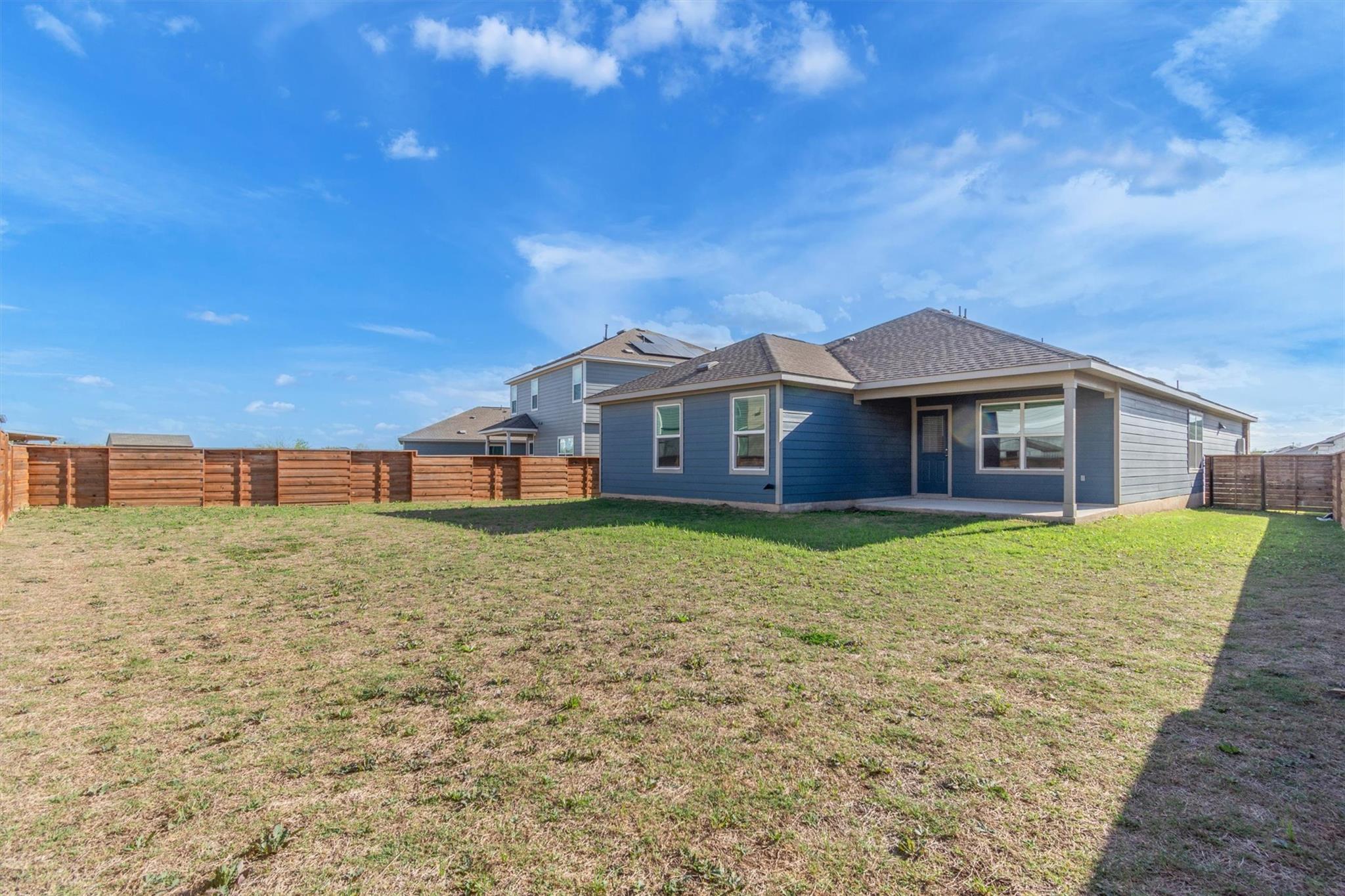261 Madrid, Kyle, TX 78640
