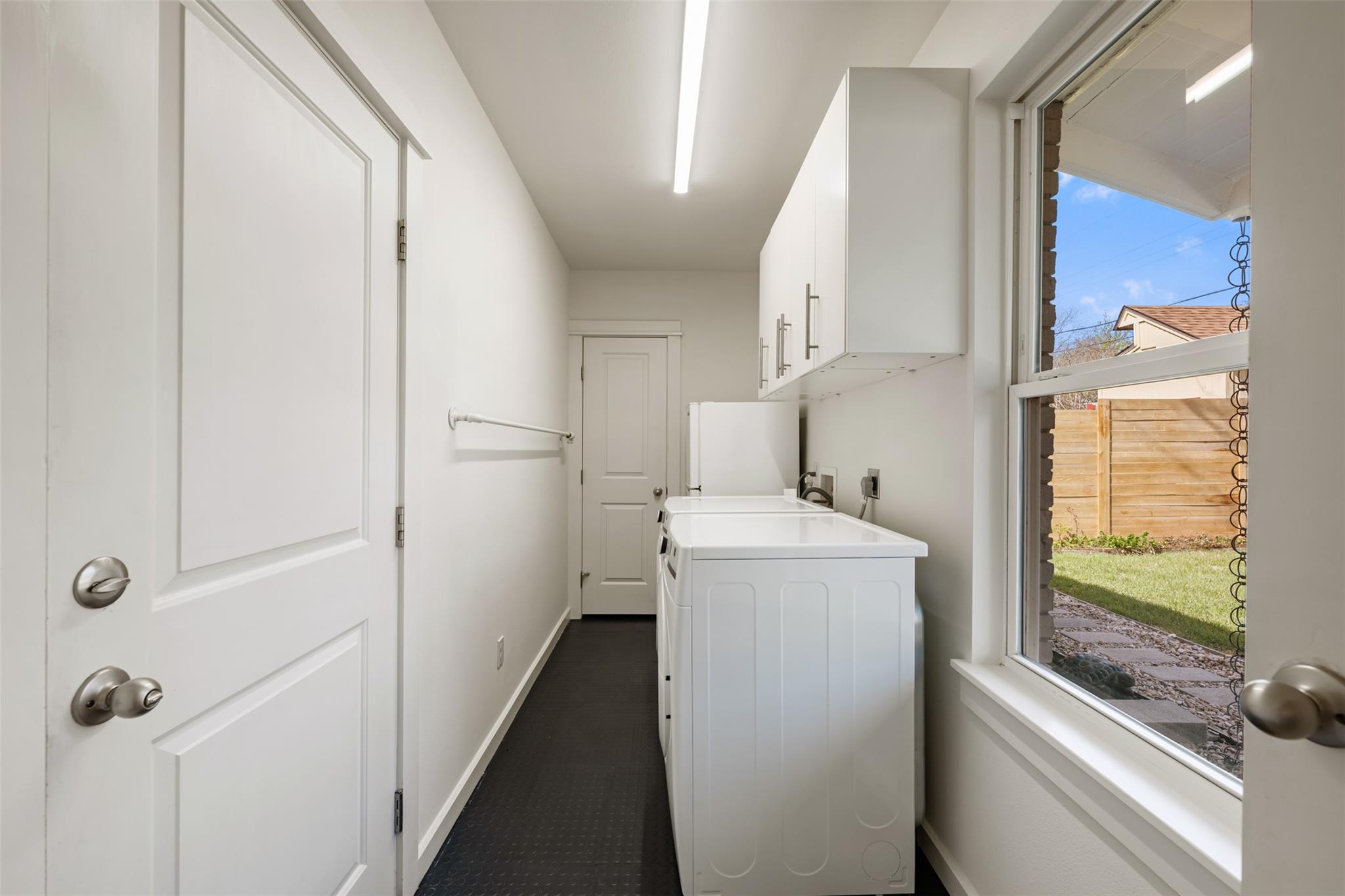 5507 Mapleleaf Dr, Austin, TX 78723