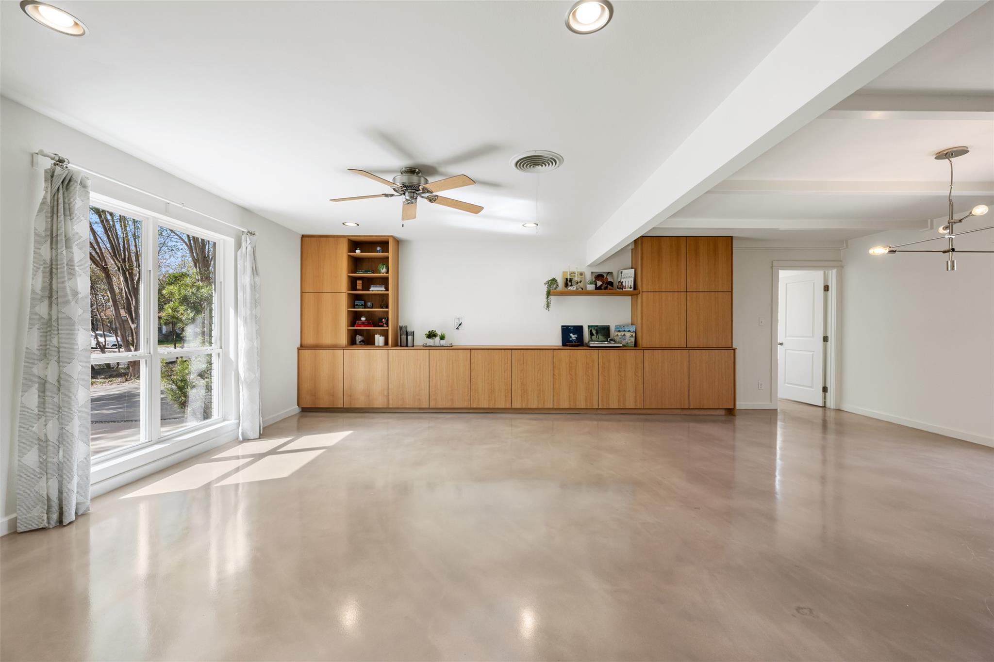 5507 Mapleleaf Dr, Austin, TX 78723